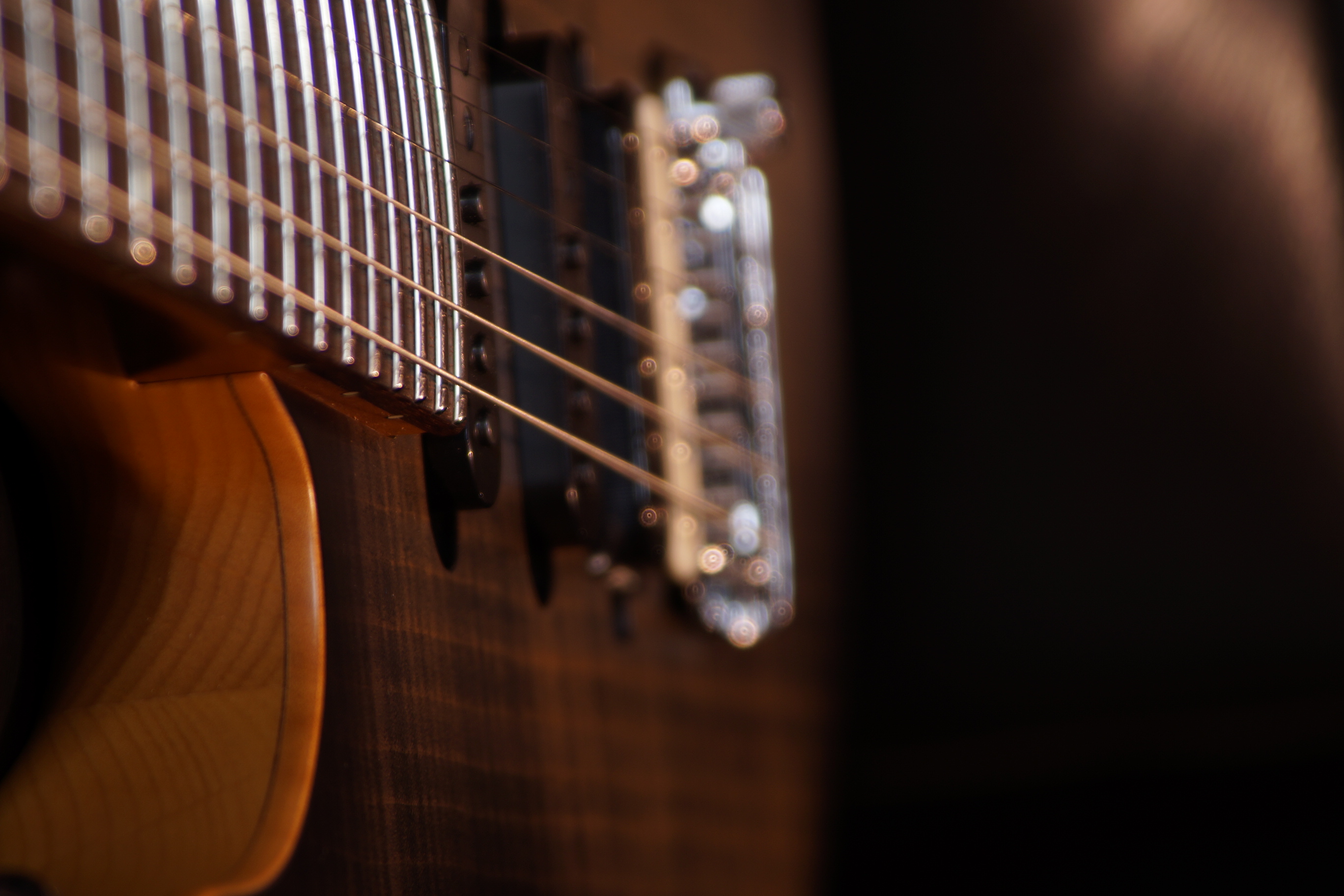 IBANEZ Tom Quayle Signature Charcoal Black Burst Flat B- Stock inkl. Koffer