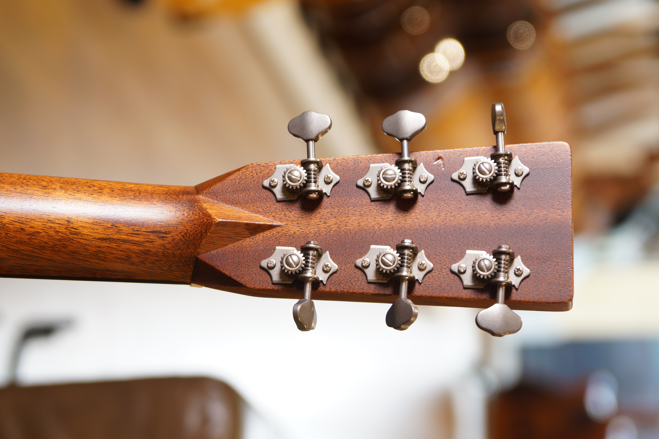 Martin D-28 Street Legend