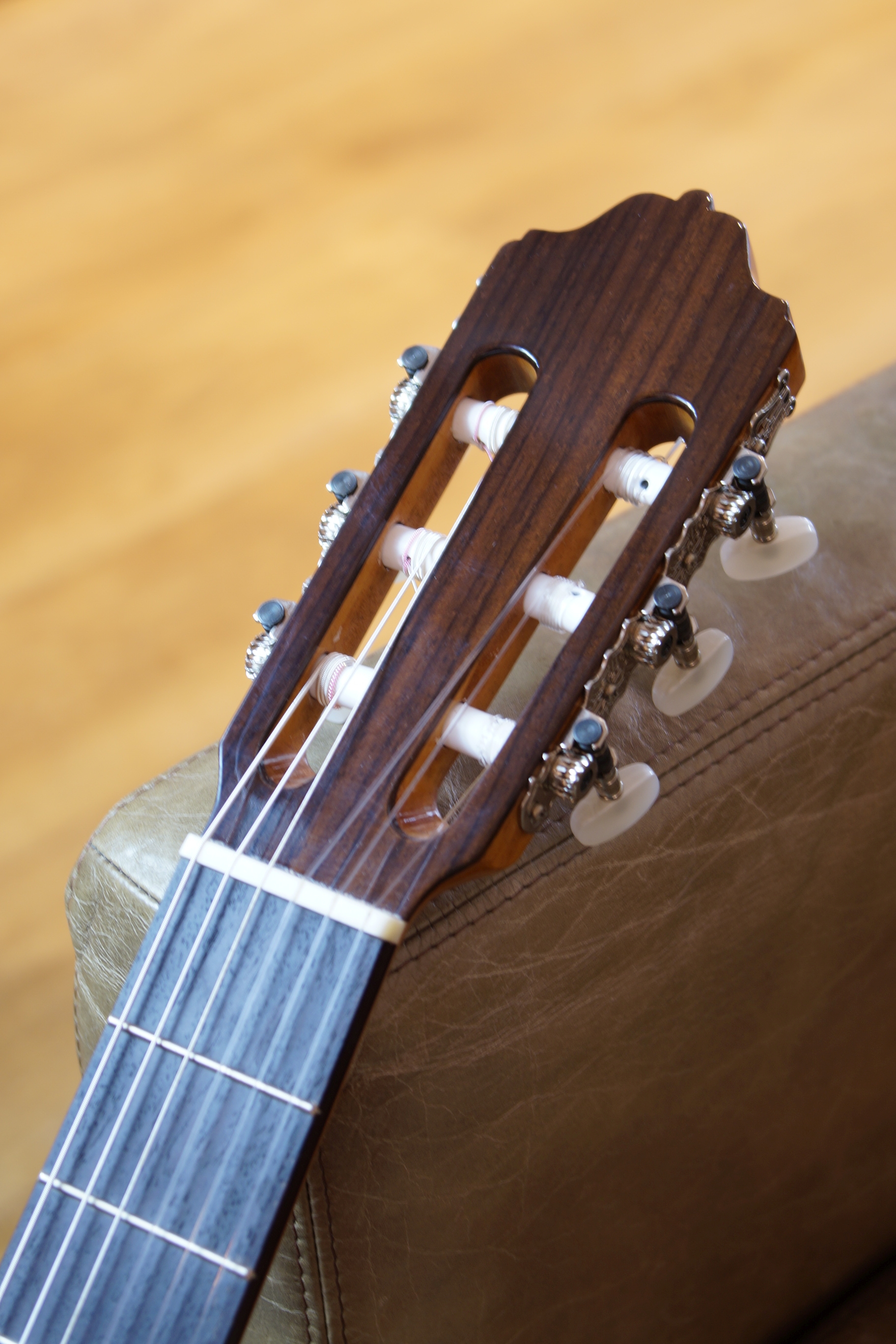 Esteve 4ST CD hochglanz - Sondermodell