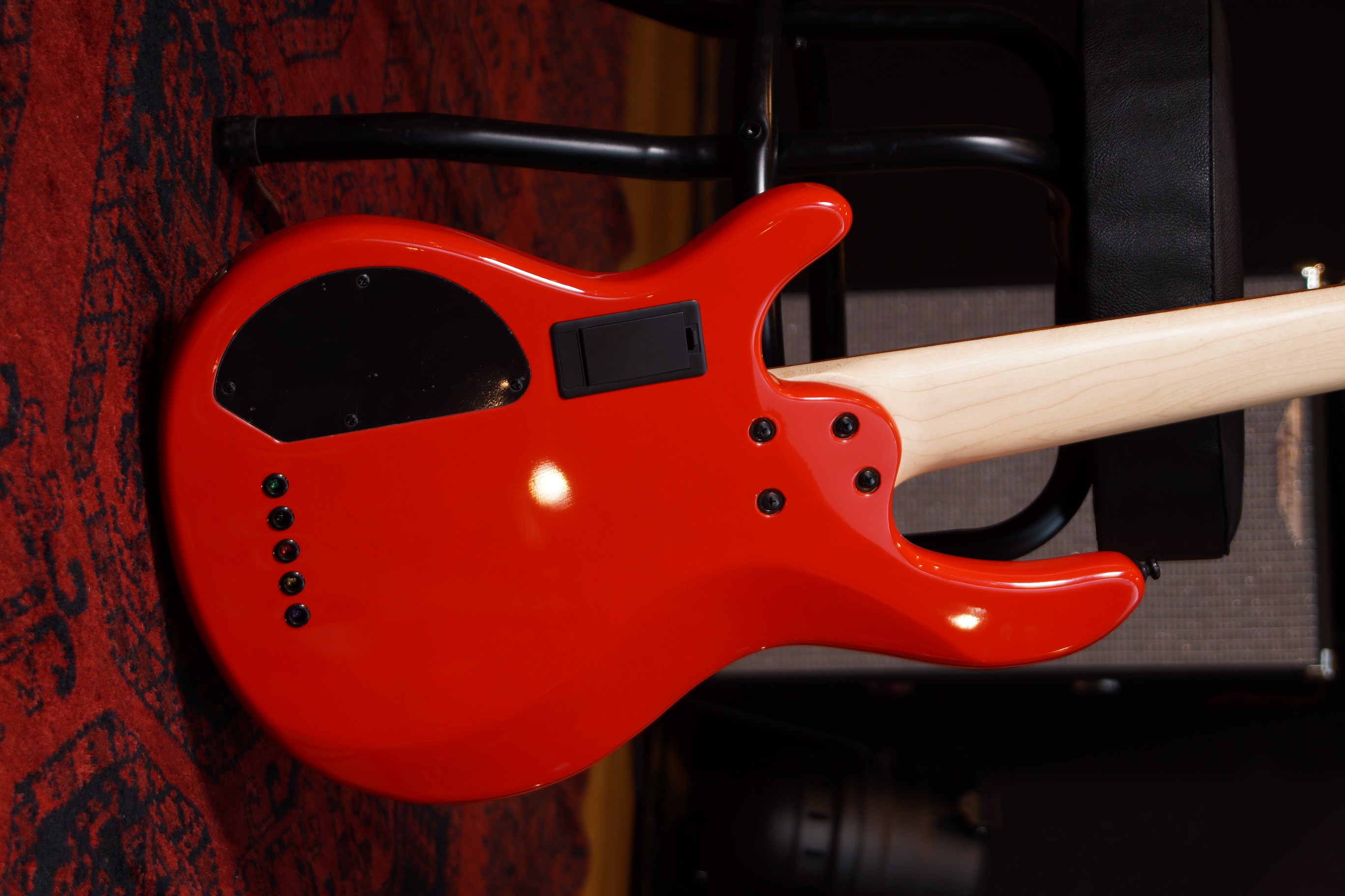 CORT E-Bass C5 Deluxe Candy Red
