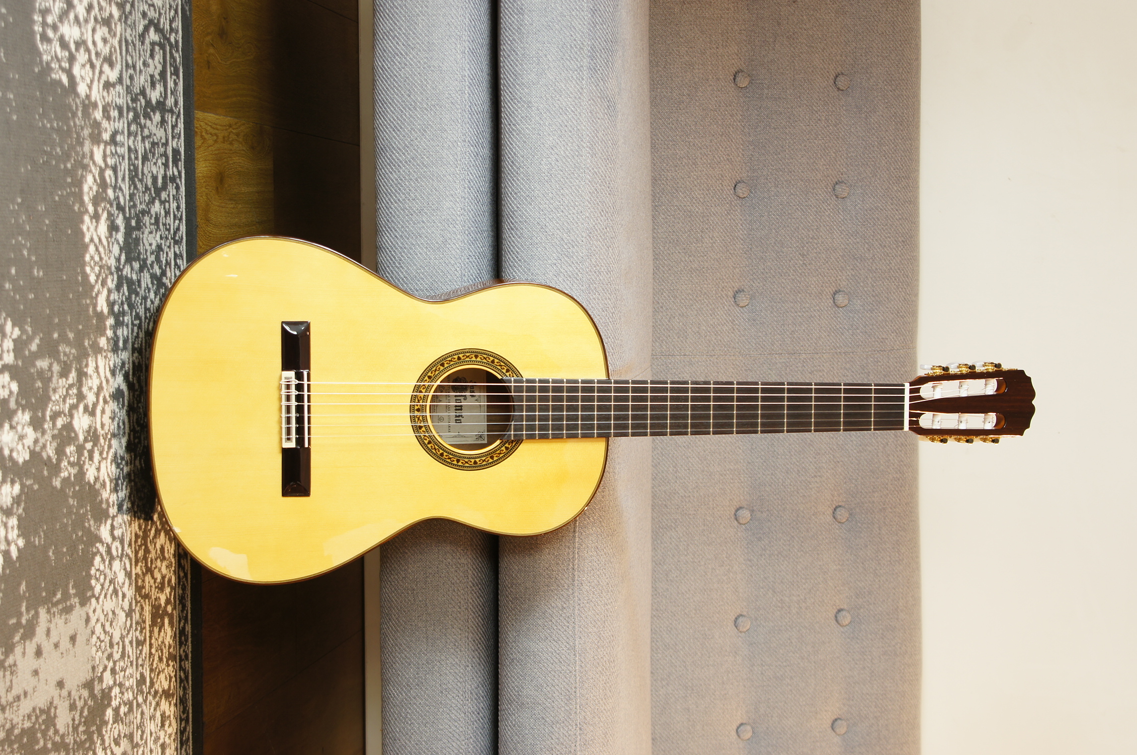 José Alonso 8A - Ovangkol/Fichte vollmassiv