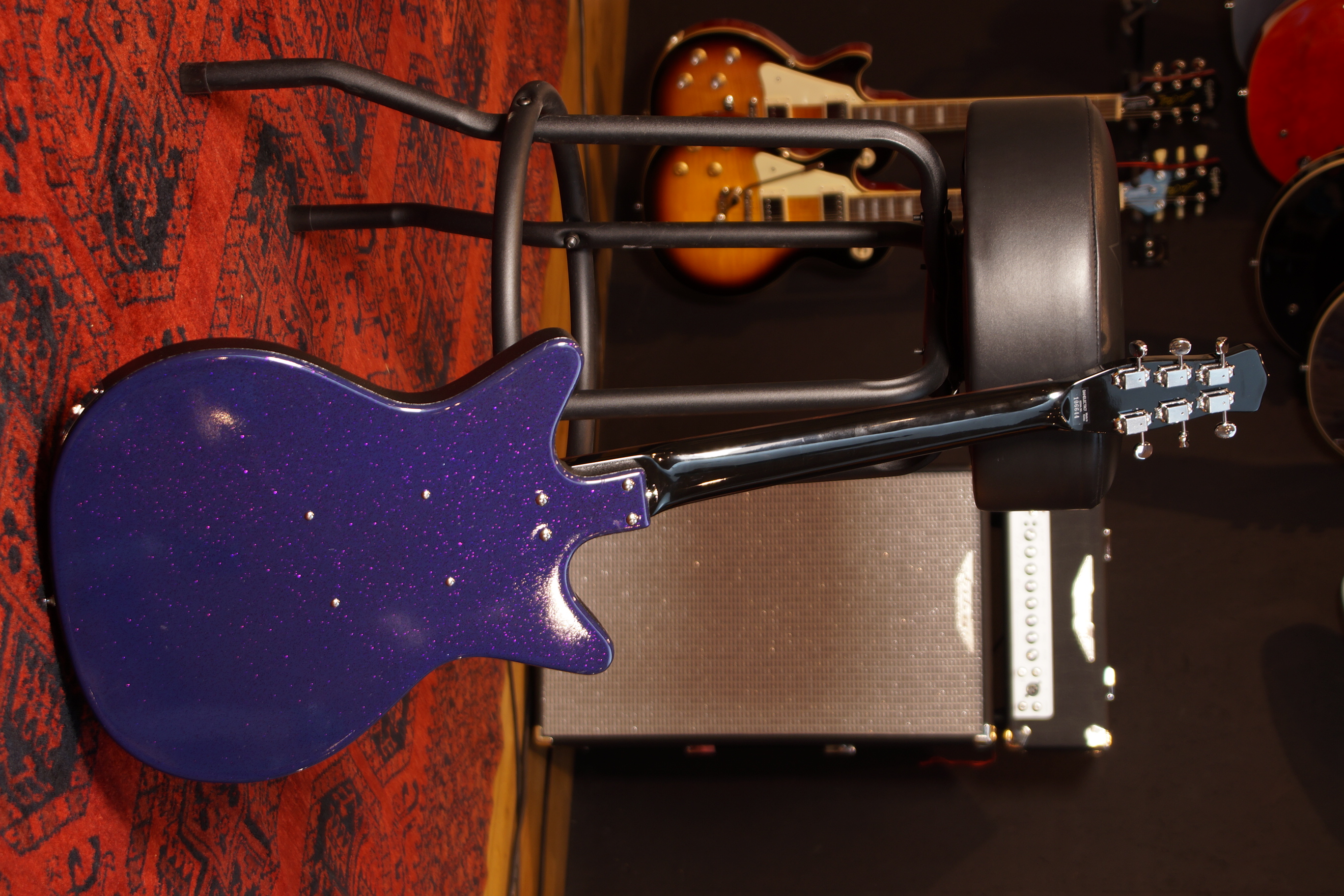 Danelectro Blackout 59 Purple Metalflake