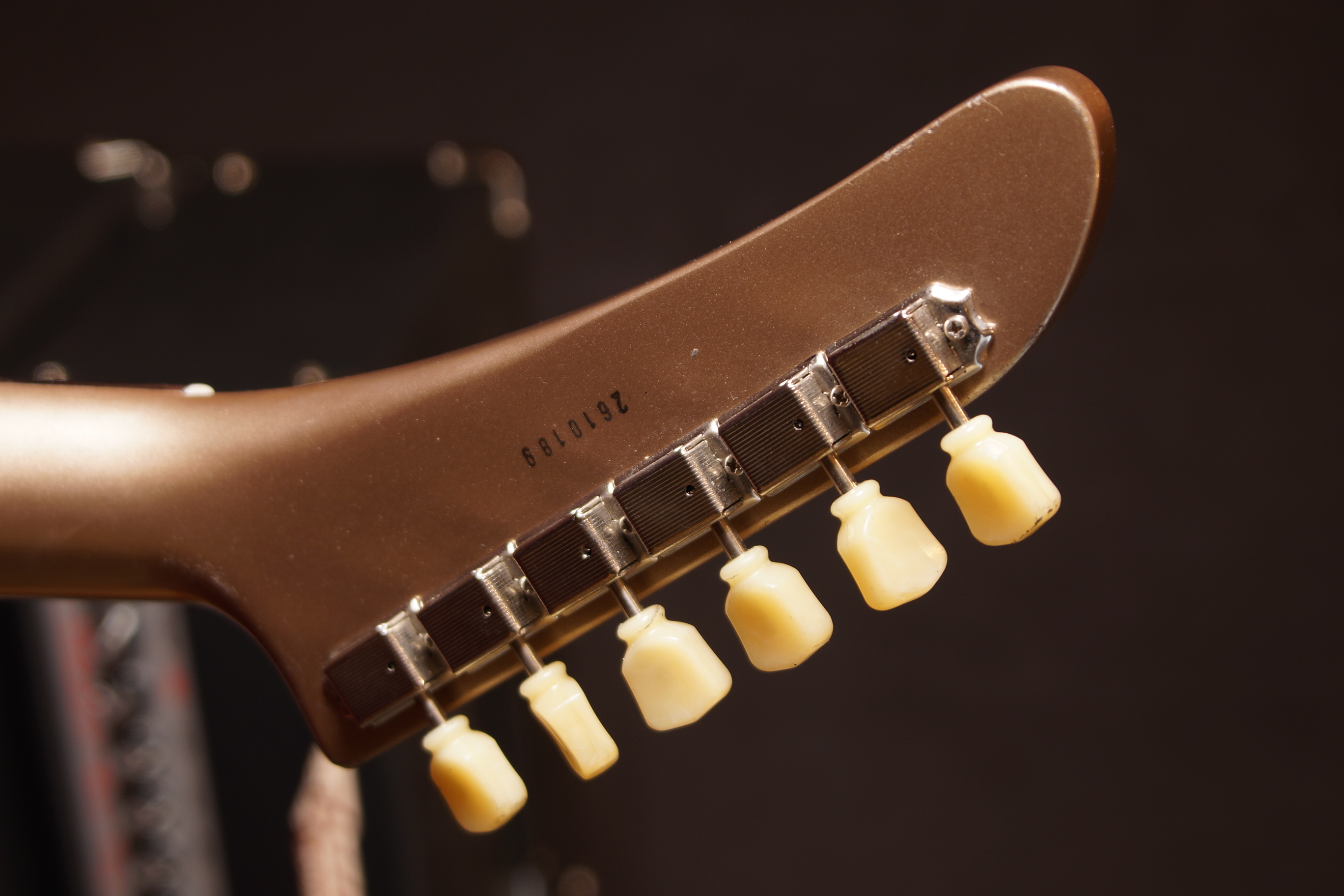 Maybach X-Wing '76 M Shoreline Gold 60 Slim Taper Neck