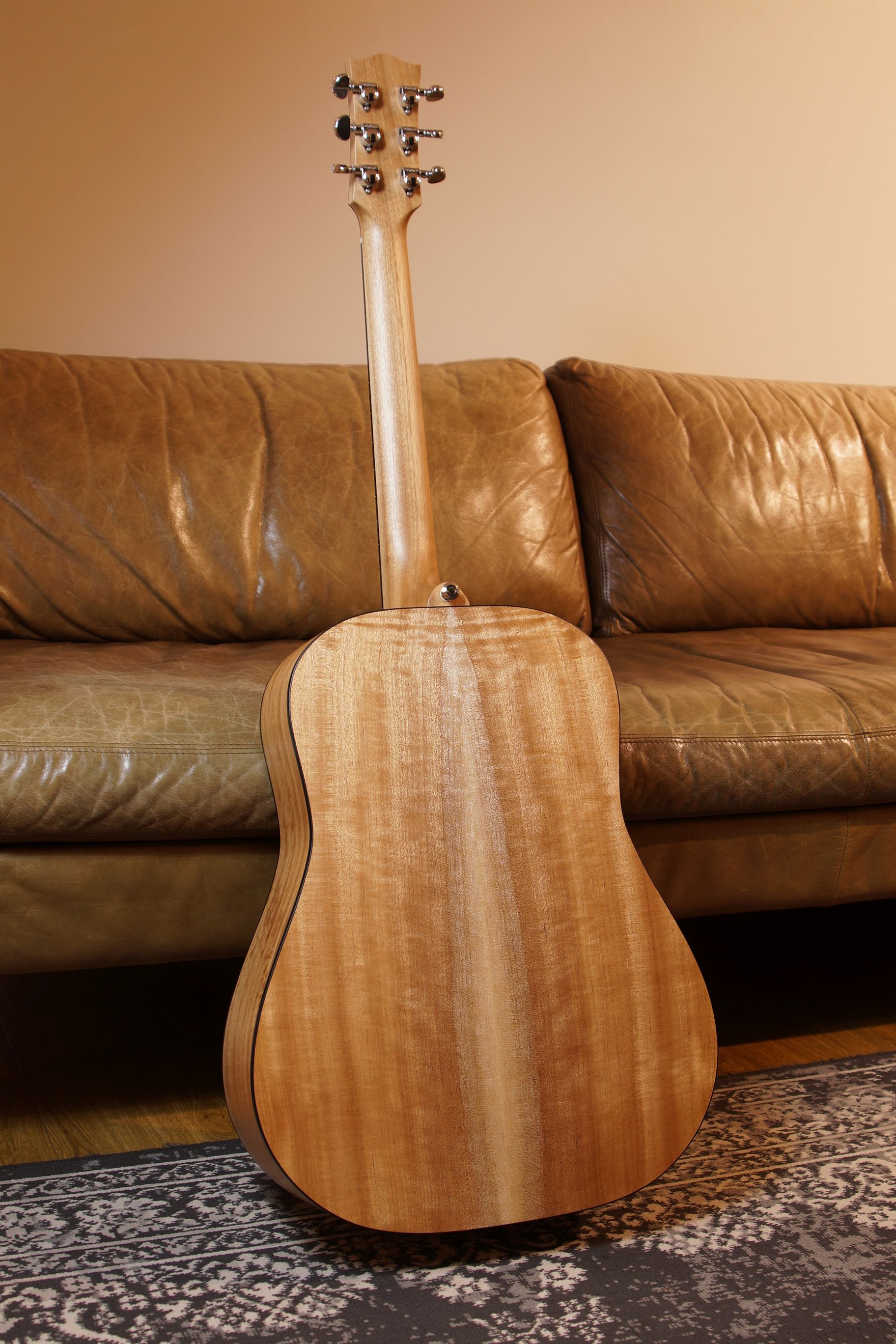 Maton SRS 60