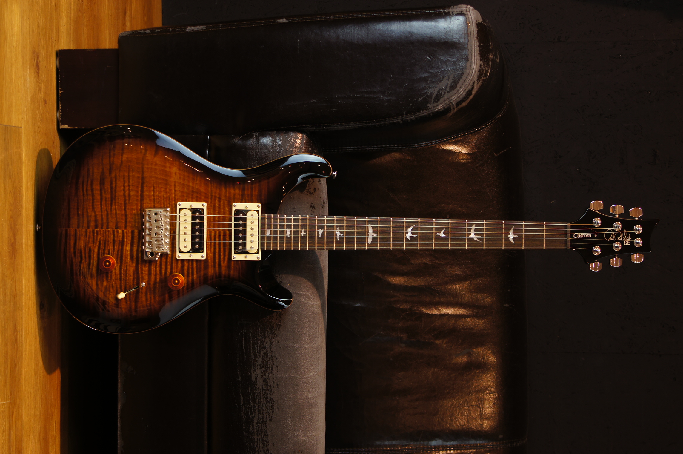 PRS SE Custom 24 - Black Gold Burst