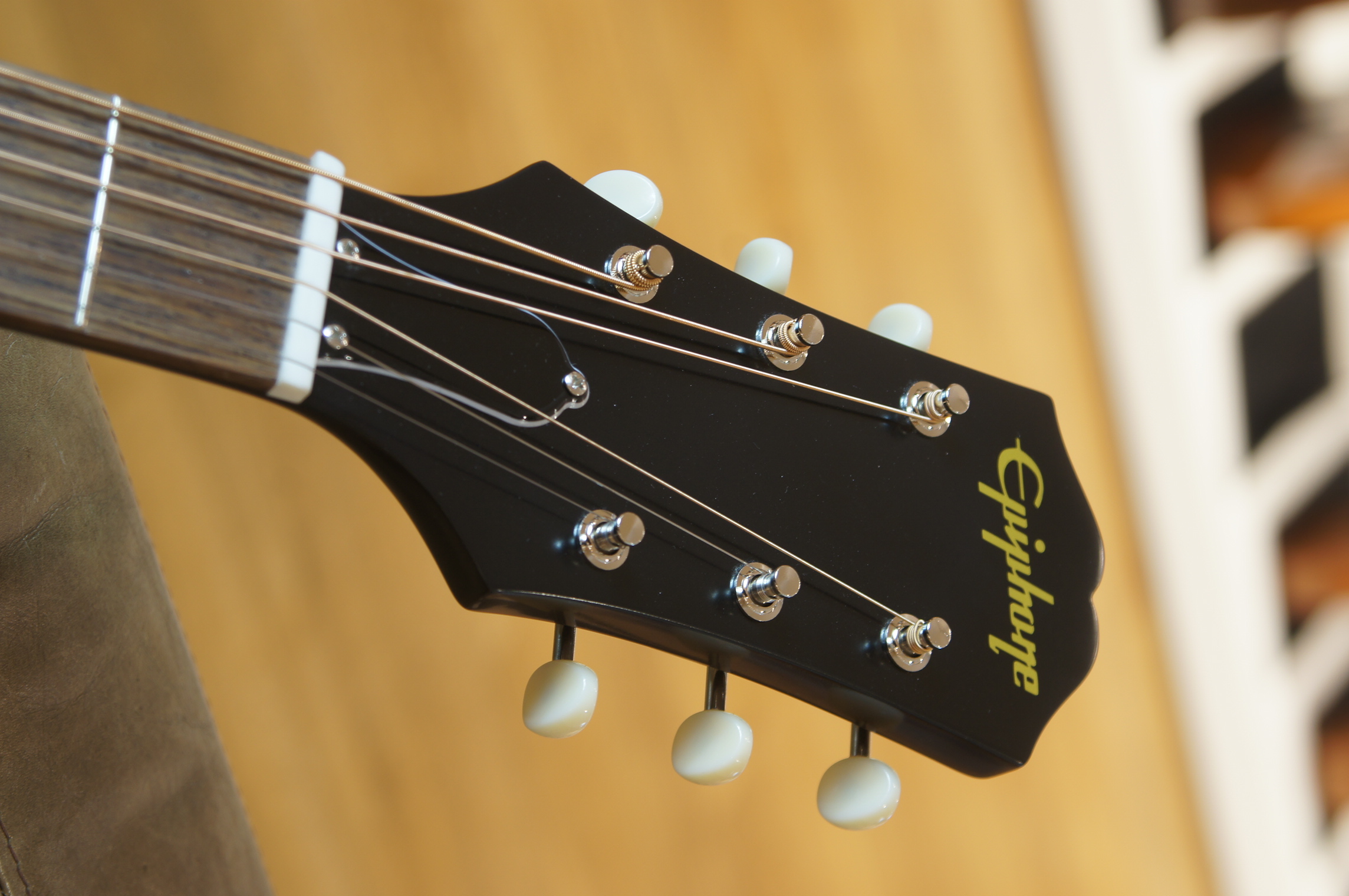 Epiphone J-45 Aged Vintage Sunburst Gloss
