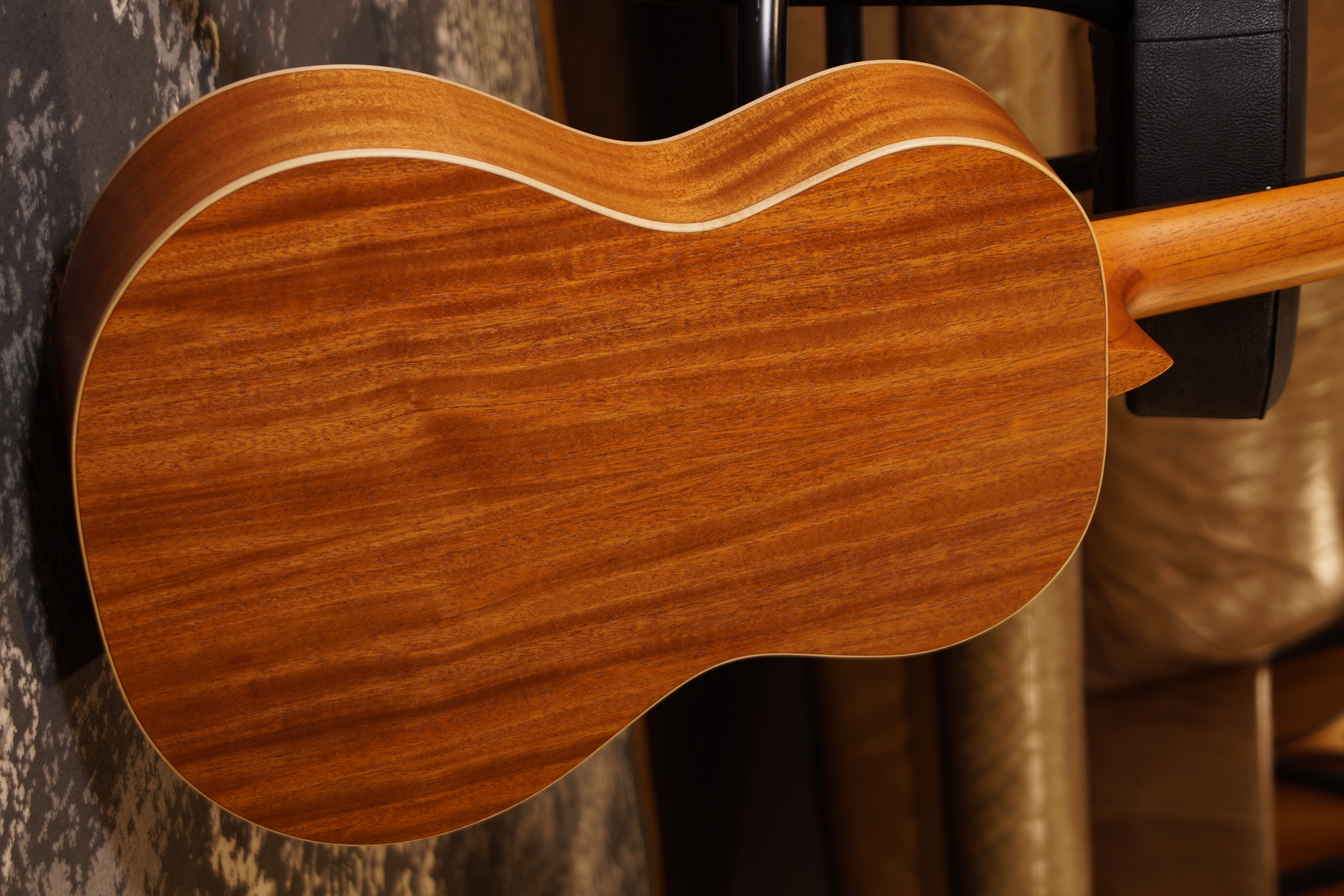 La Mancha Rubi CM 63-N-L small neck 7/8 - Linkshänder