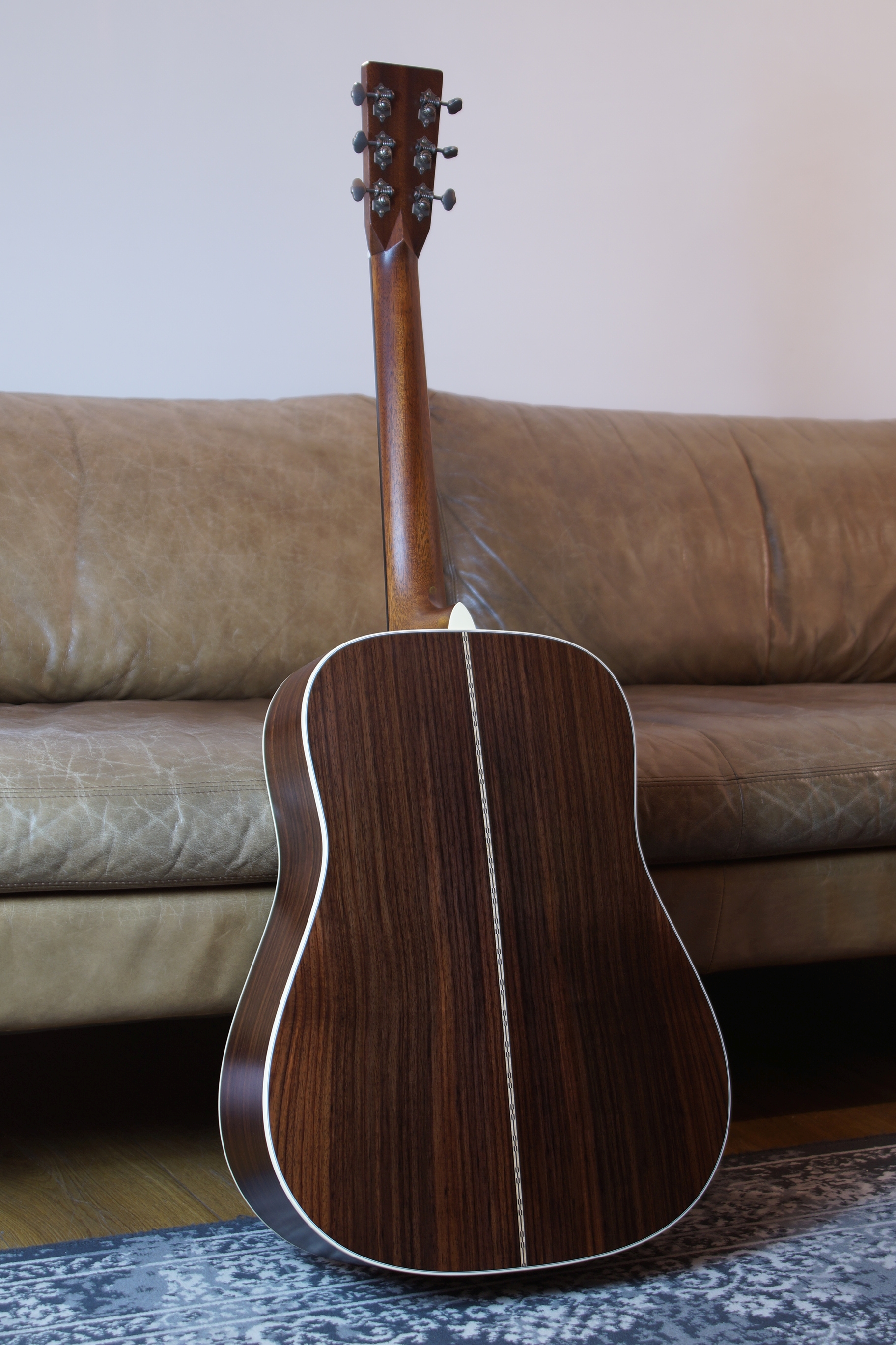 Martin D-28 Street Legend