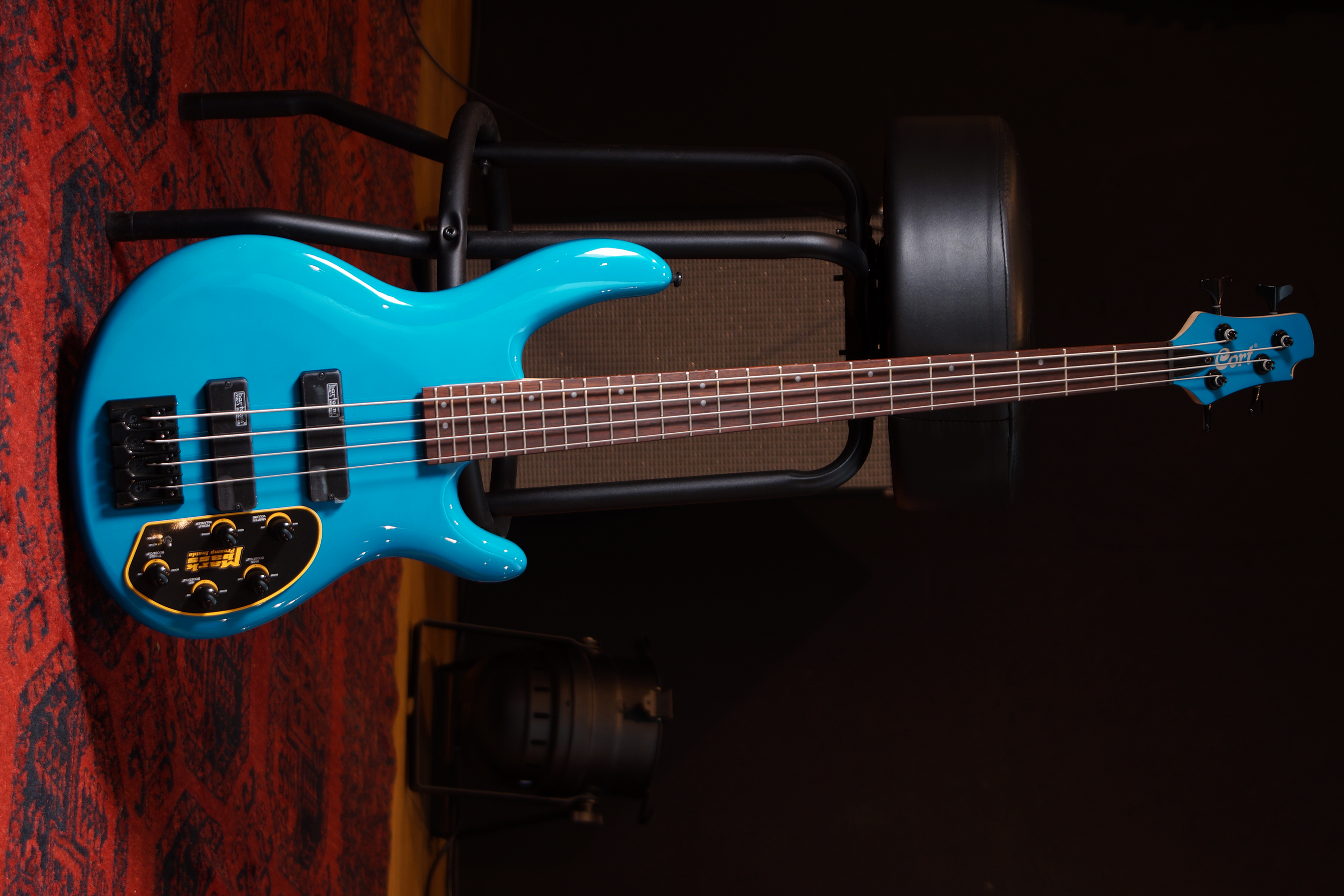 CORT E-Bass C4 Deluxe Candy Blue