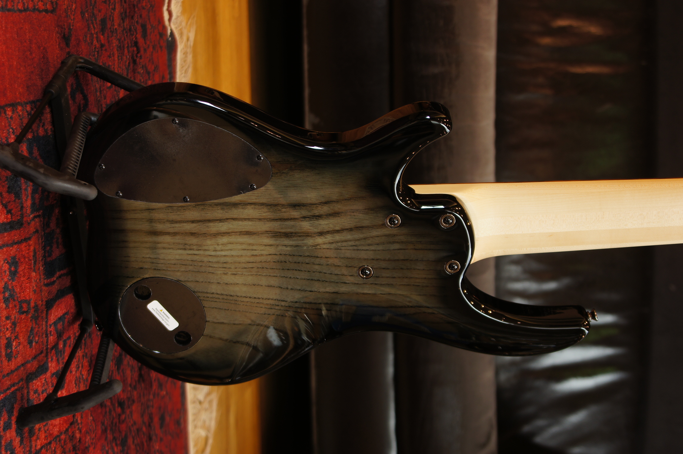 Dingwall CB3 Combustion 6-String 3 Pickups Pau Ferro Black Burst
