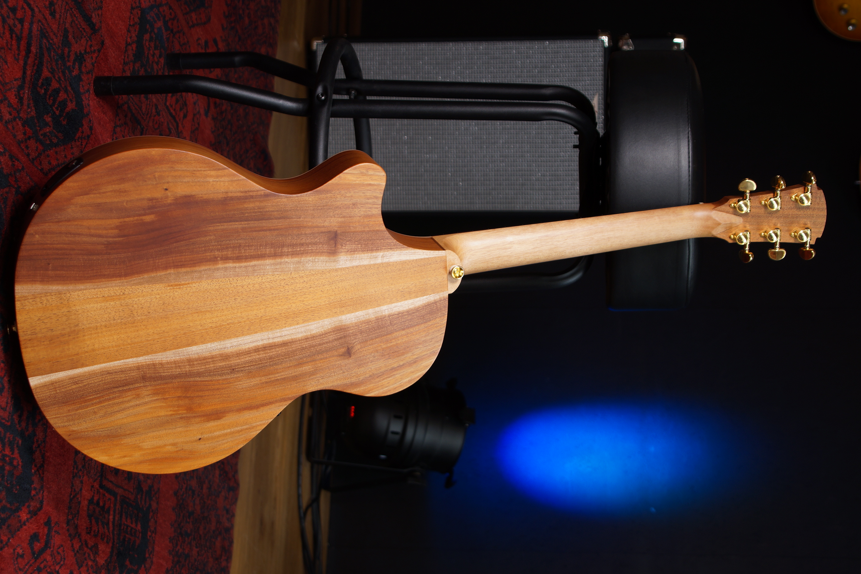 Cole Clark True Hybrid Thin - TL2EC-BLBL-HSS-PNK