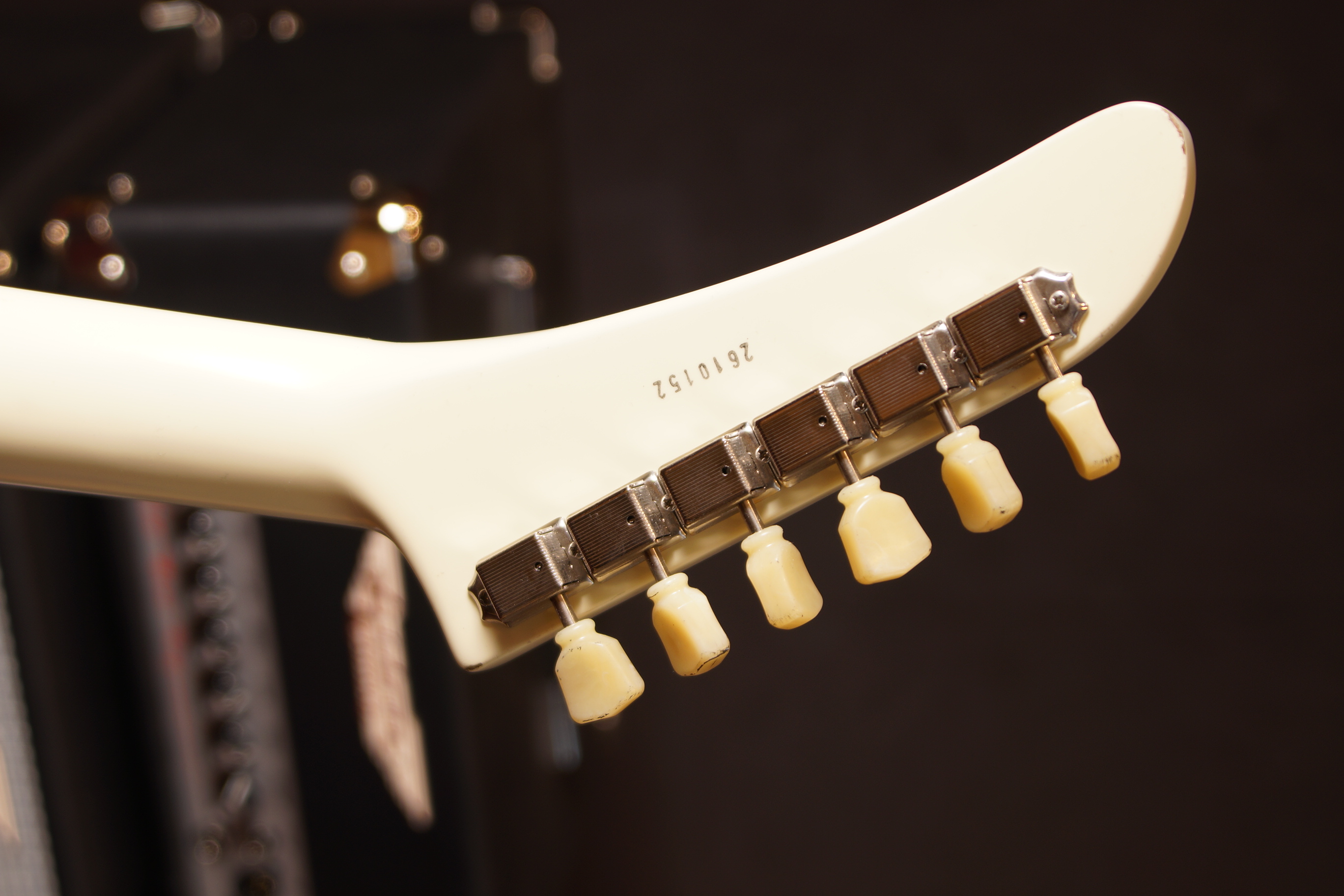 Maybach X-Wing '76 M Vintage White