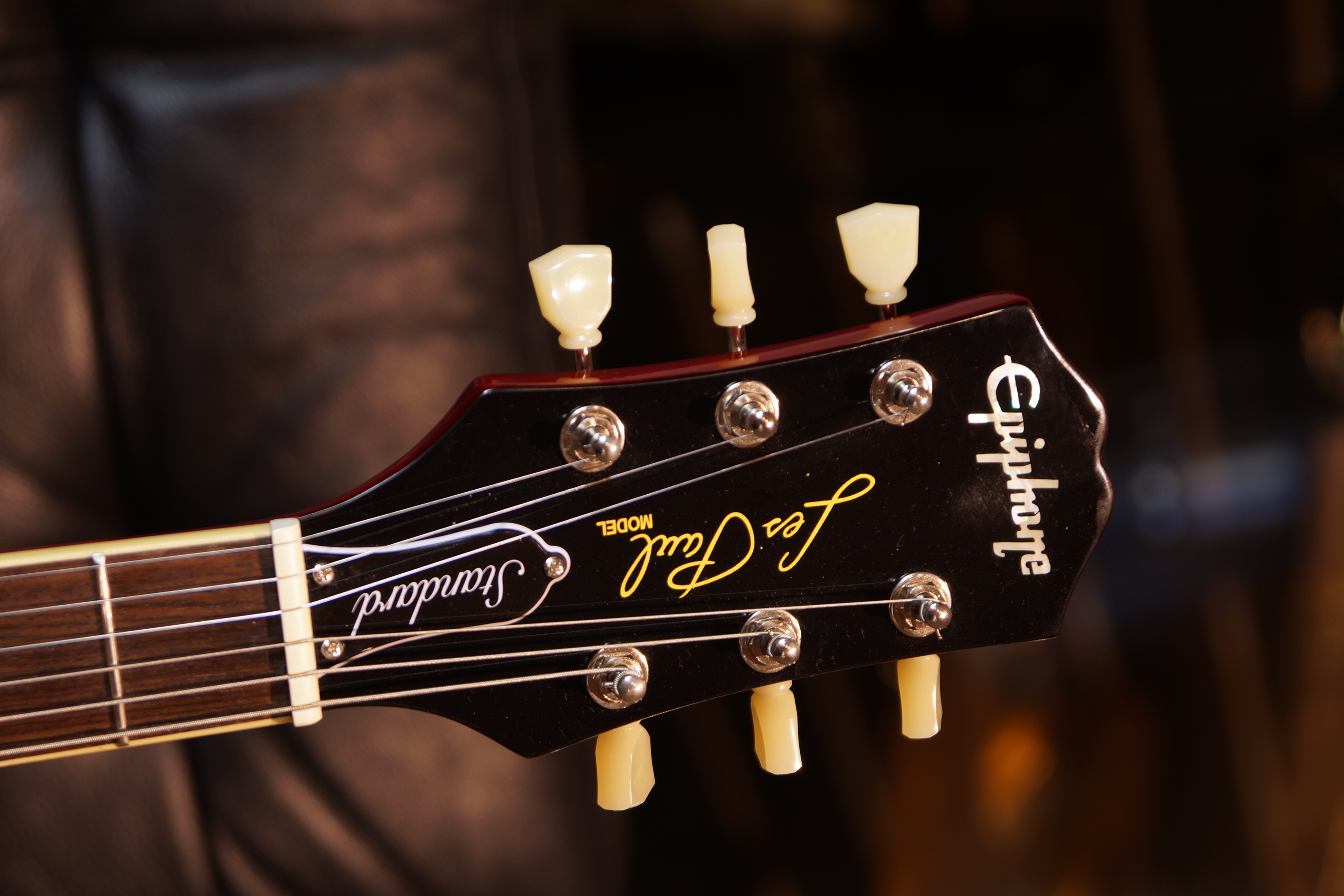 Epiphone Les Paul Standard 50s Vintage Sunburst - left handed - Umbau mit Les Trem - Inklusive Gigbag