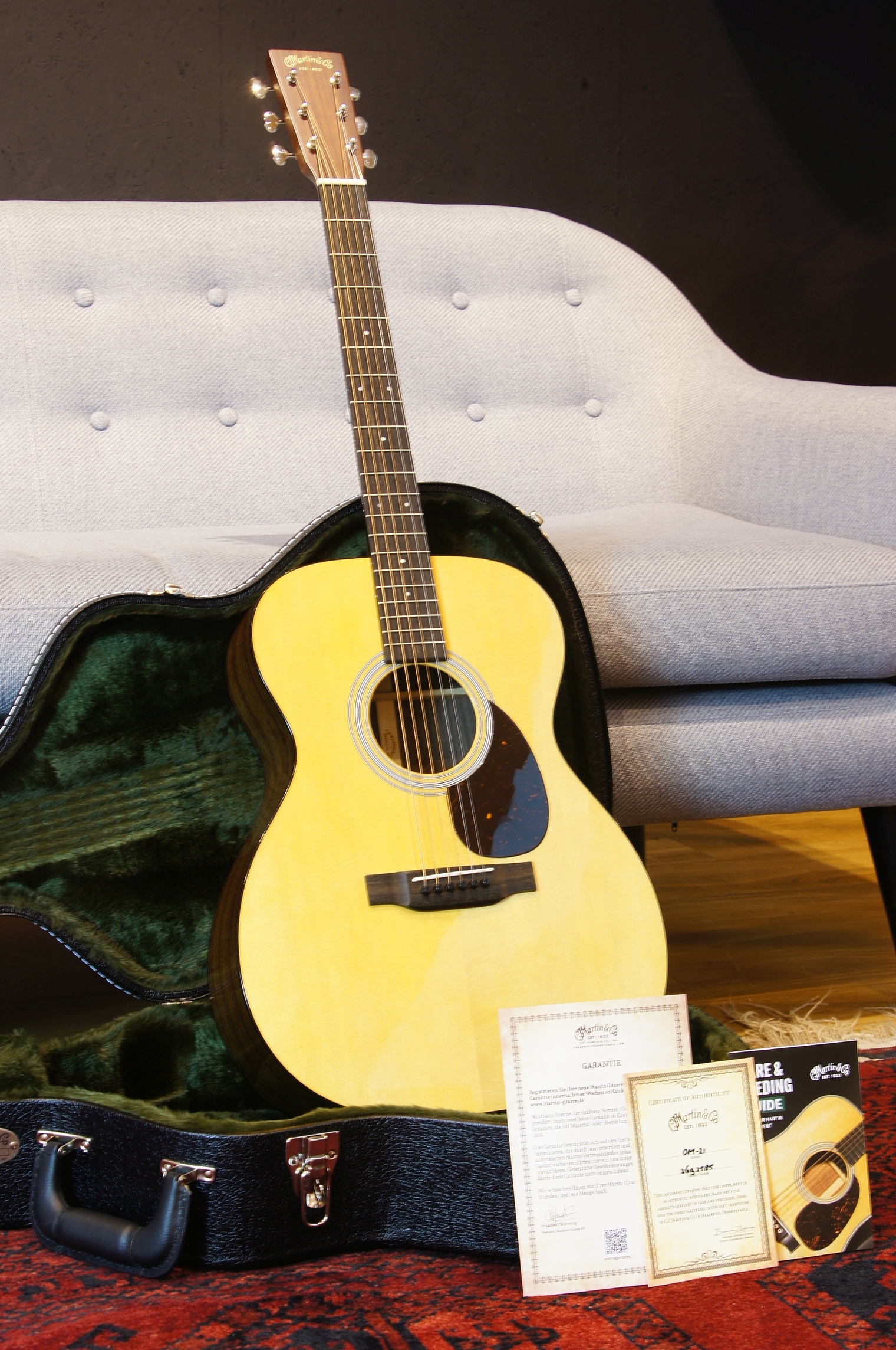 Martin OM-21 inklusive Koffer
