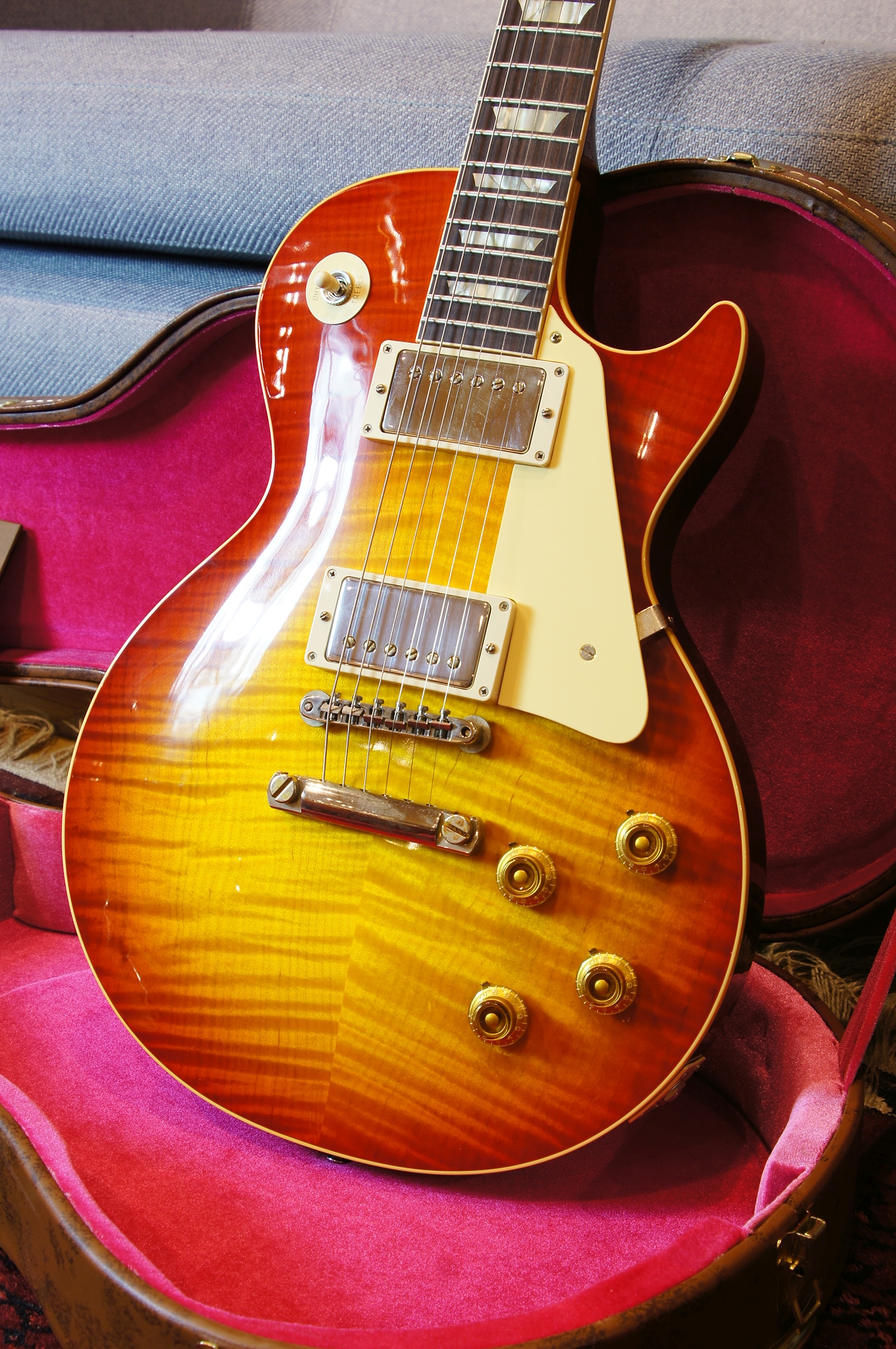 Gibson Custom Shop 1959 Les Paul Standard Reissue VOS Washed Cherry Burst