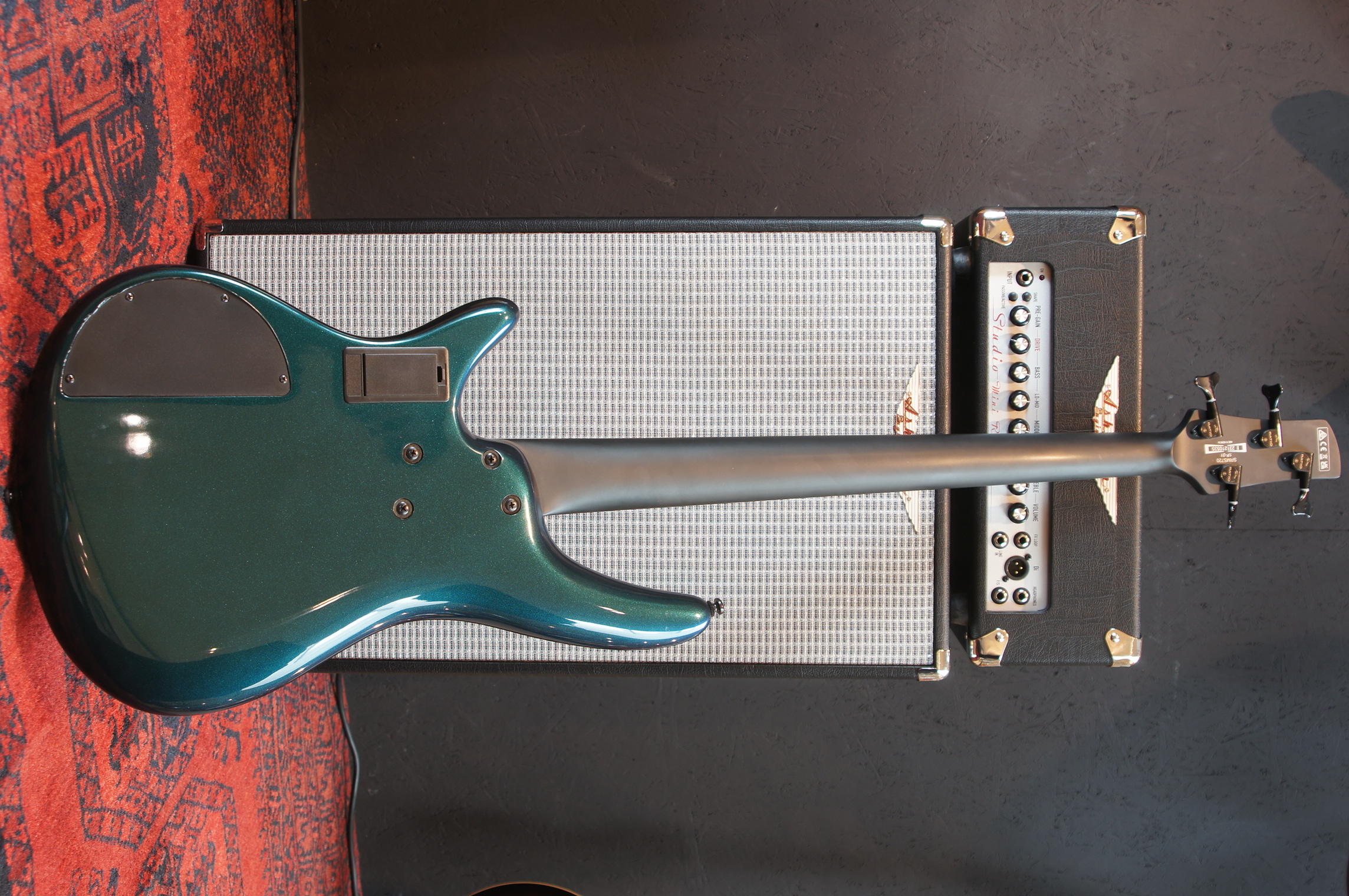 IBANEZ Bass Workshop 4-Str Blue Chameleon Multi Scale - B-Stock
