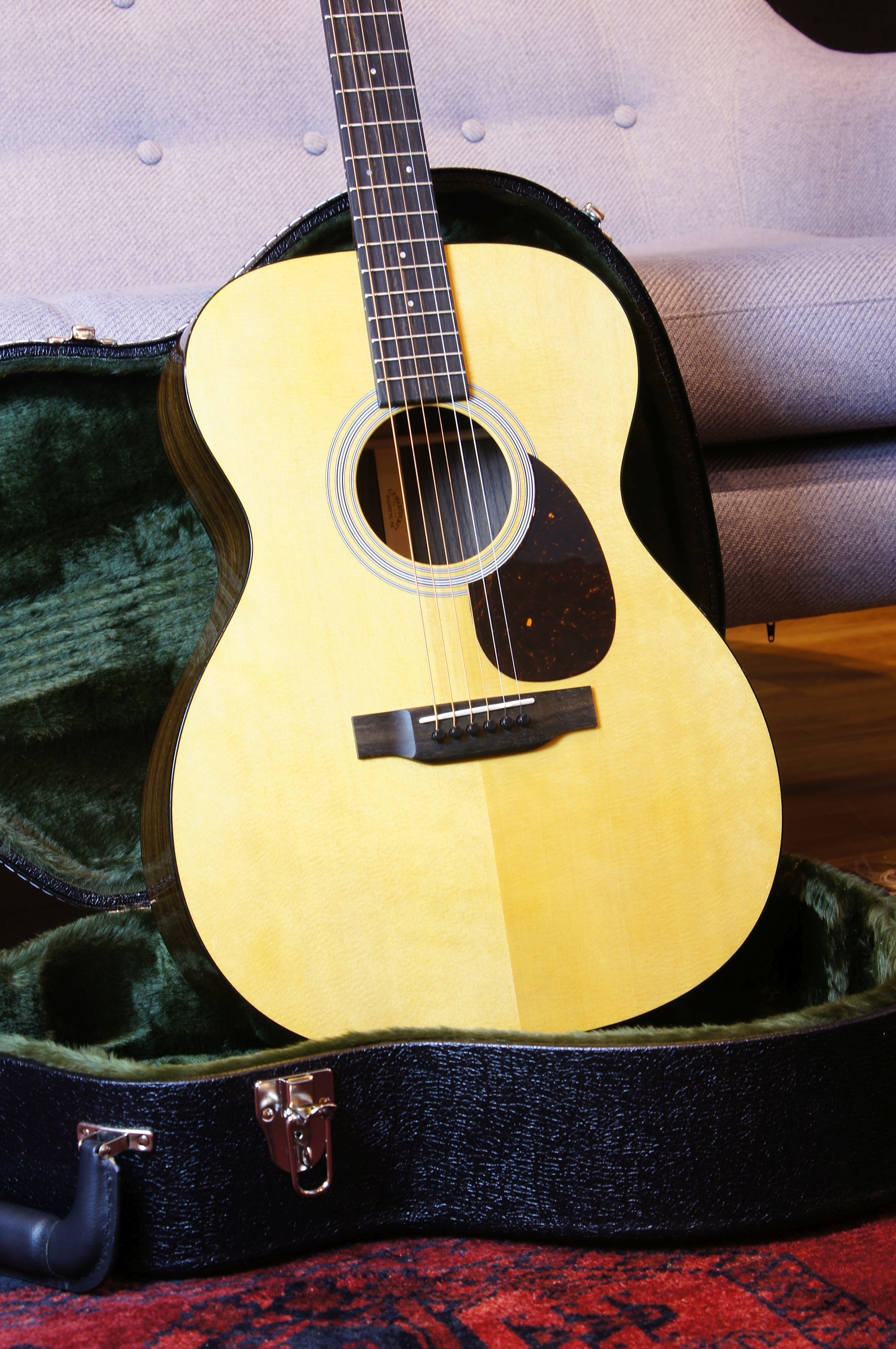 Martin OM-21 inklusive Koffer