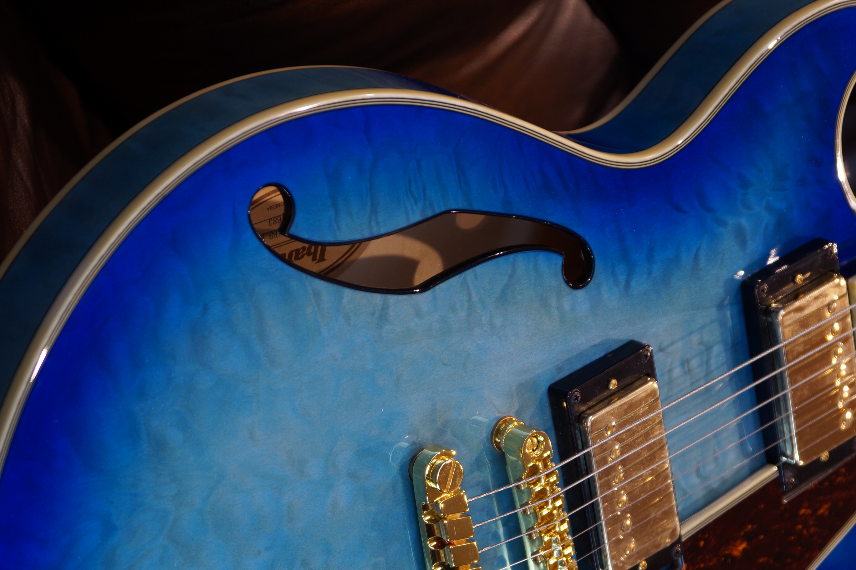 IBANEZ Artcore Express Jet Blue Burst