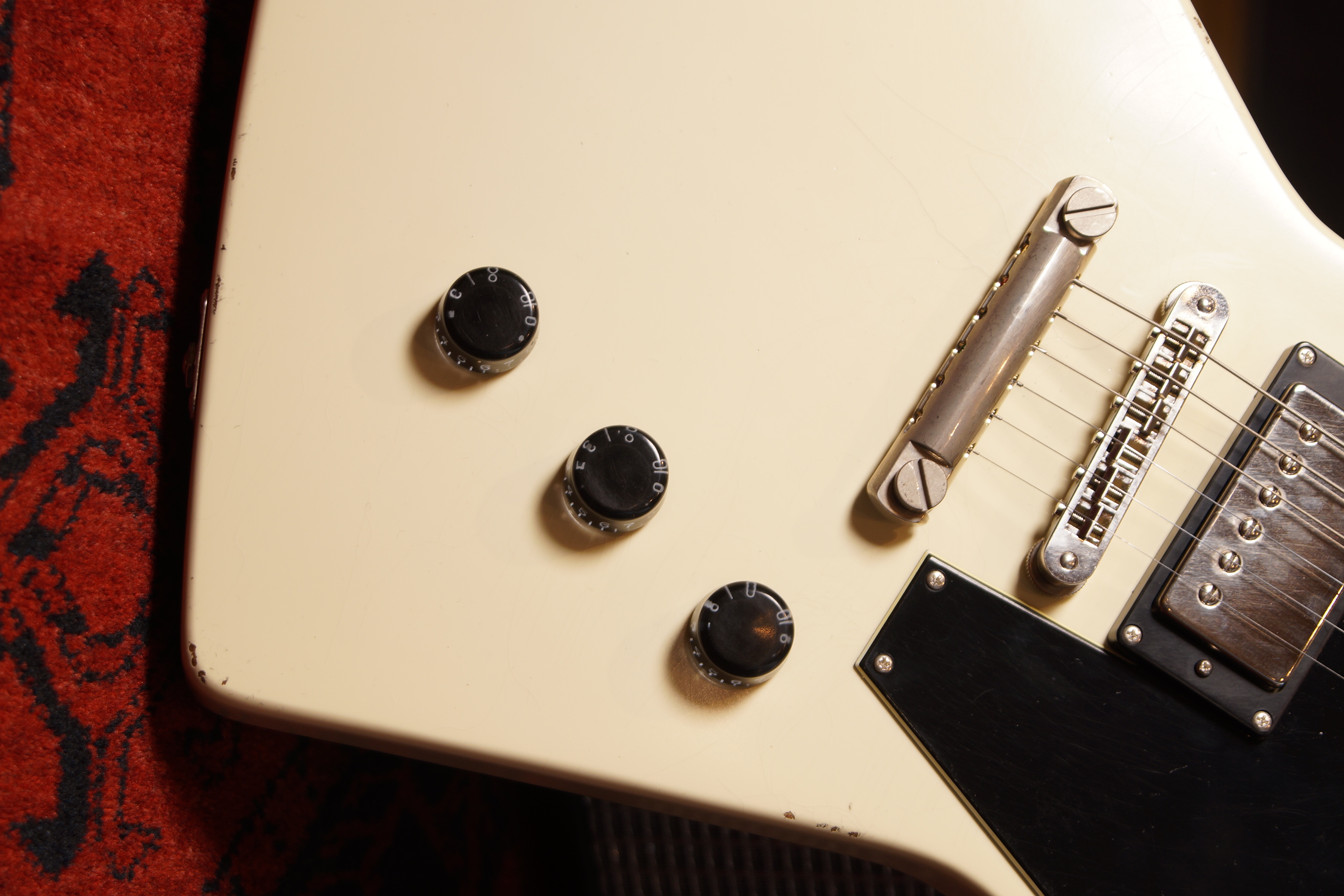 Maybach X-Wing '76 M Vintage White