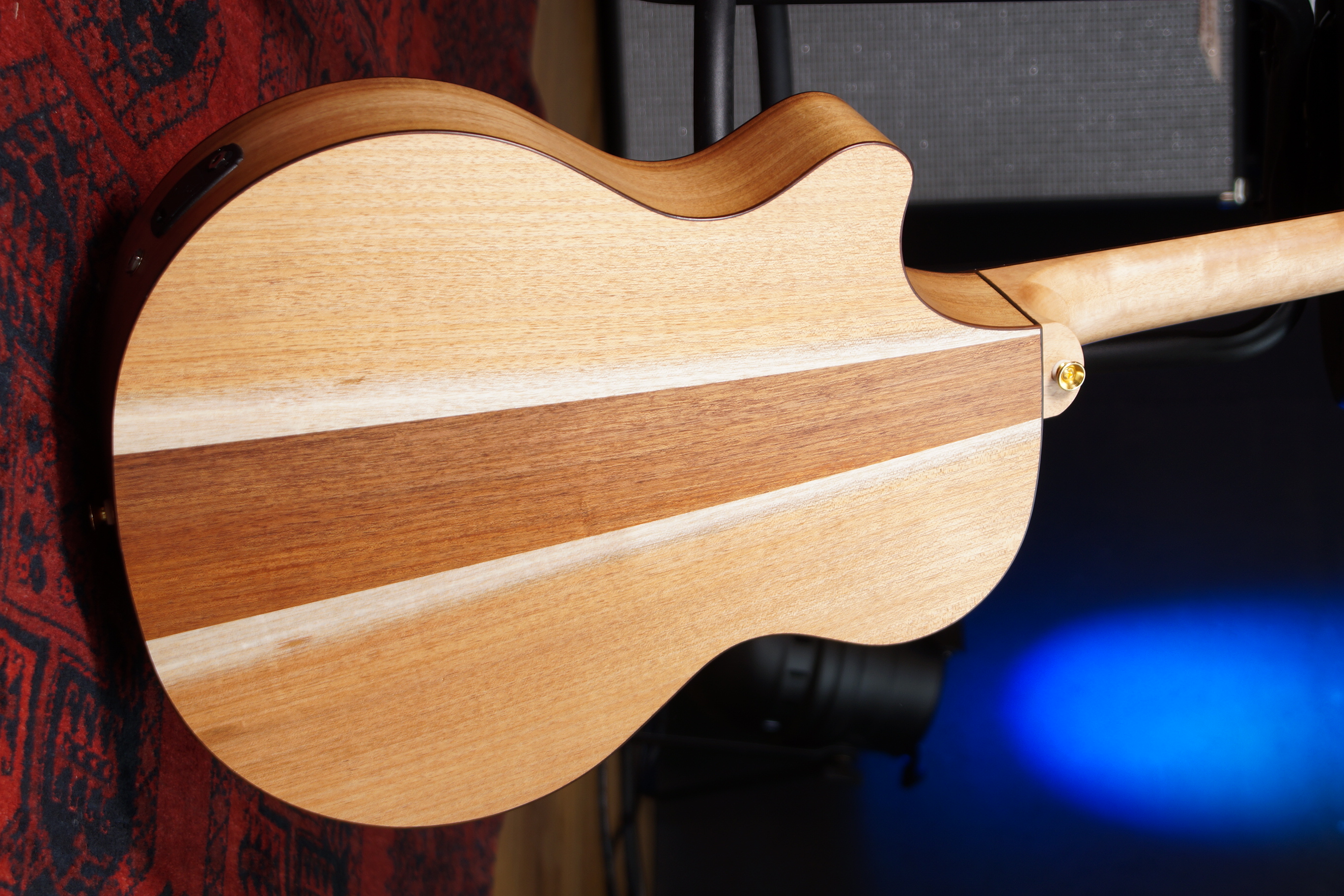 Cole Clark True Hybrid - AN2EC-BLBL-R-HUM