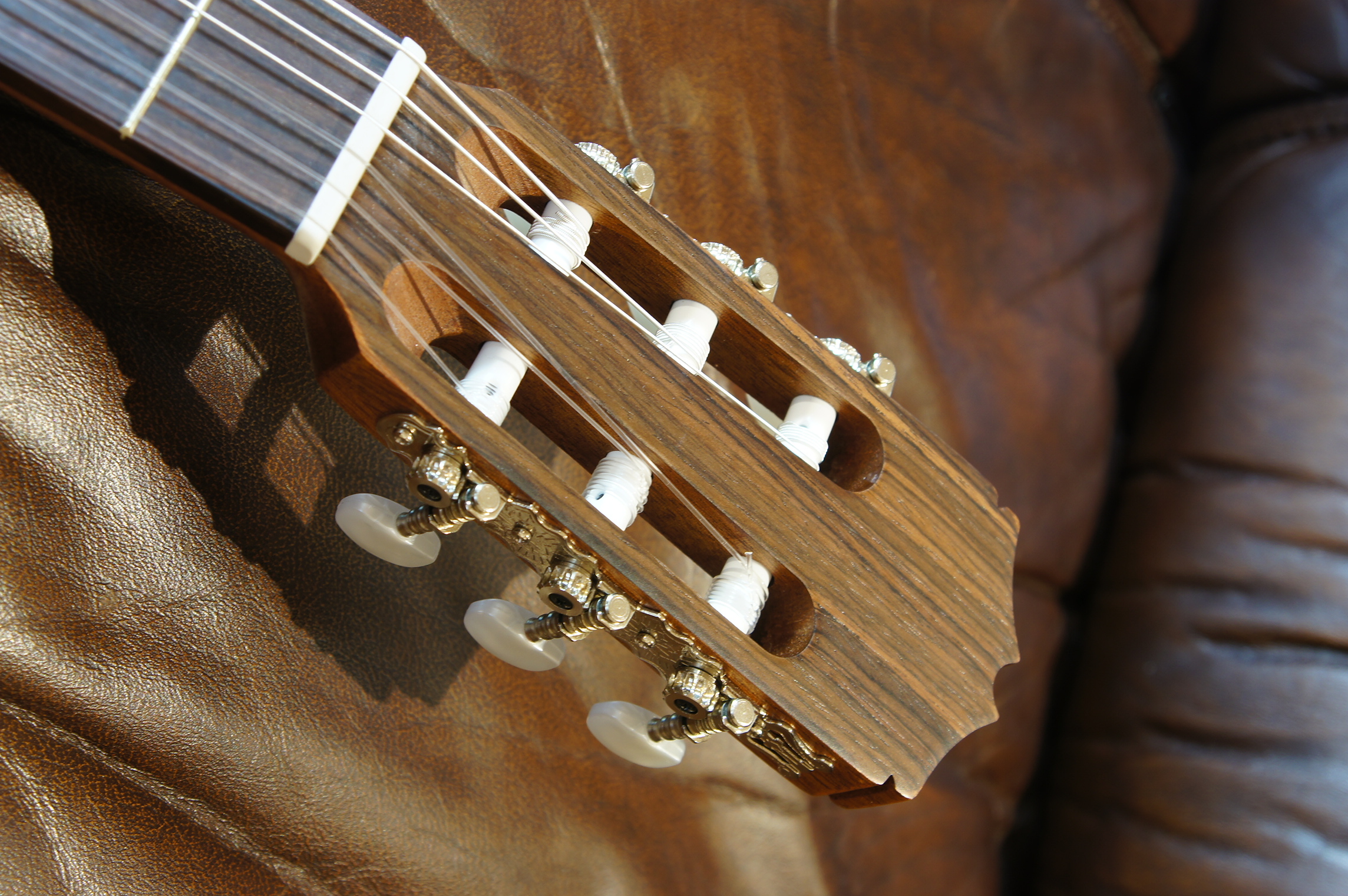 Granada 1/65 Z Open Pore 4/4