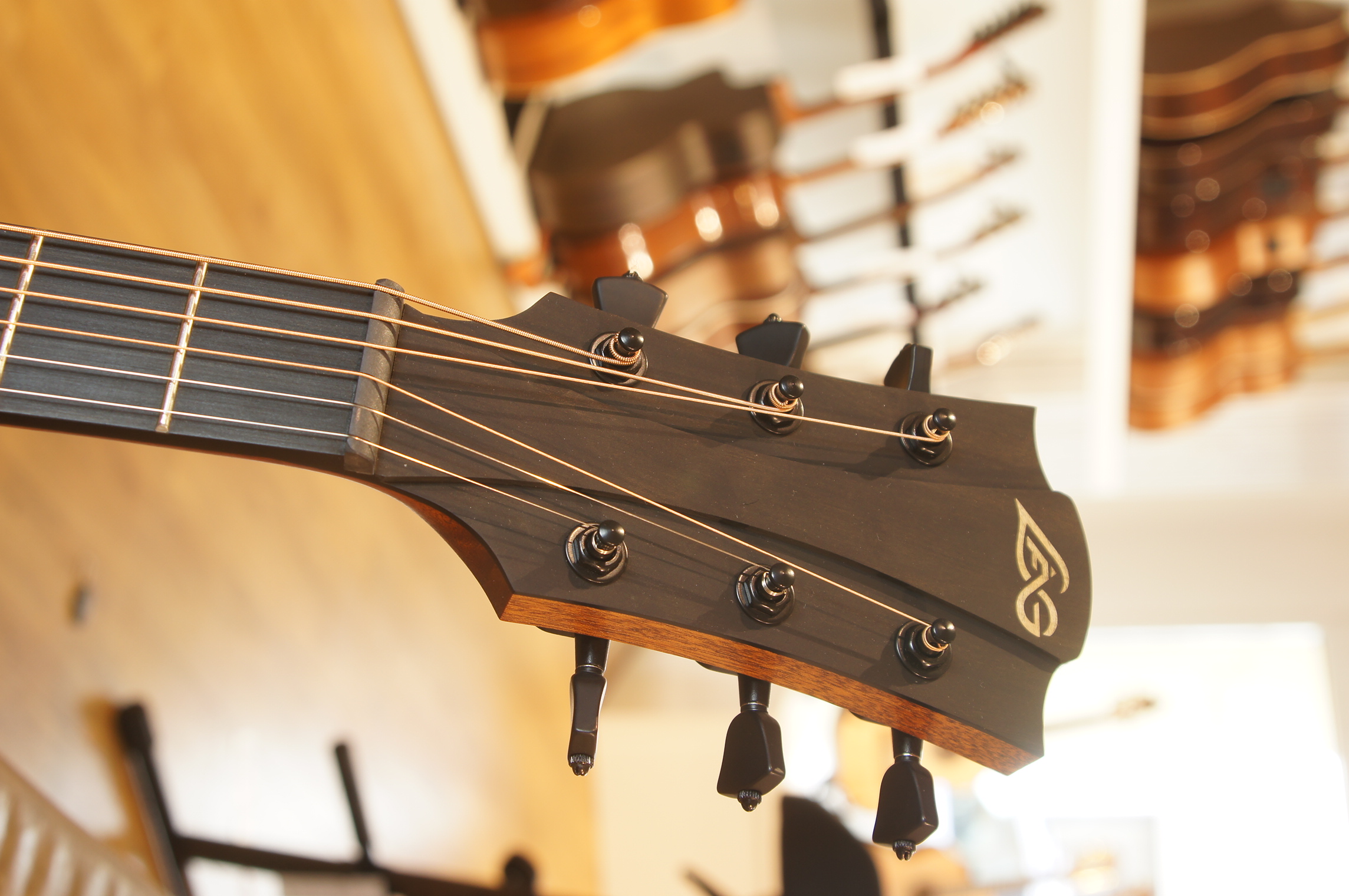 LÂG - GLA SAUVAGE-A Westerngitarre