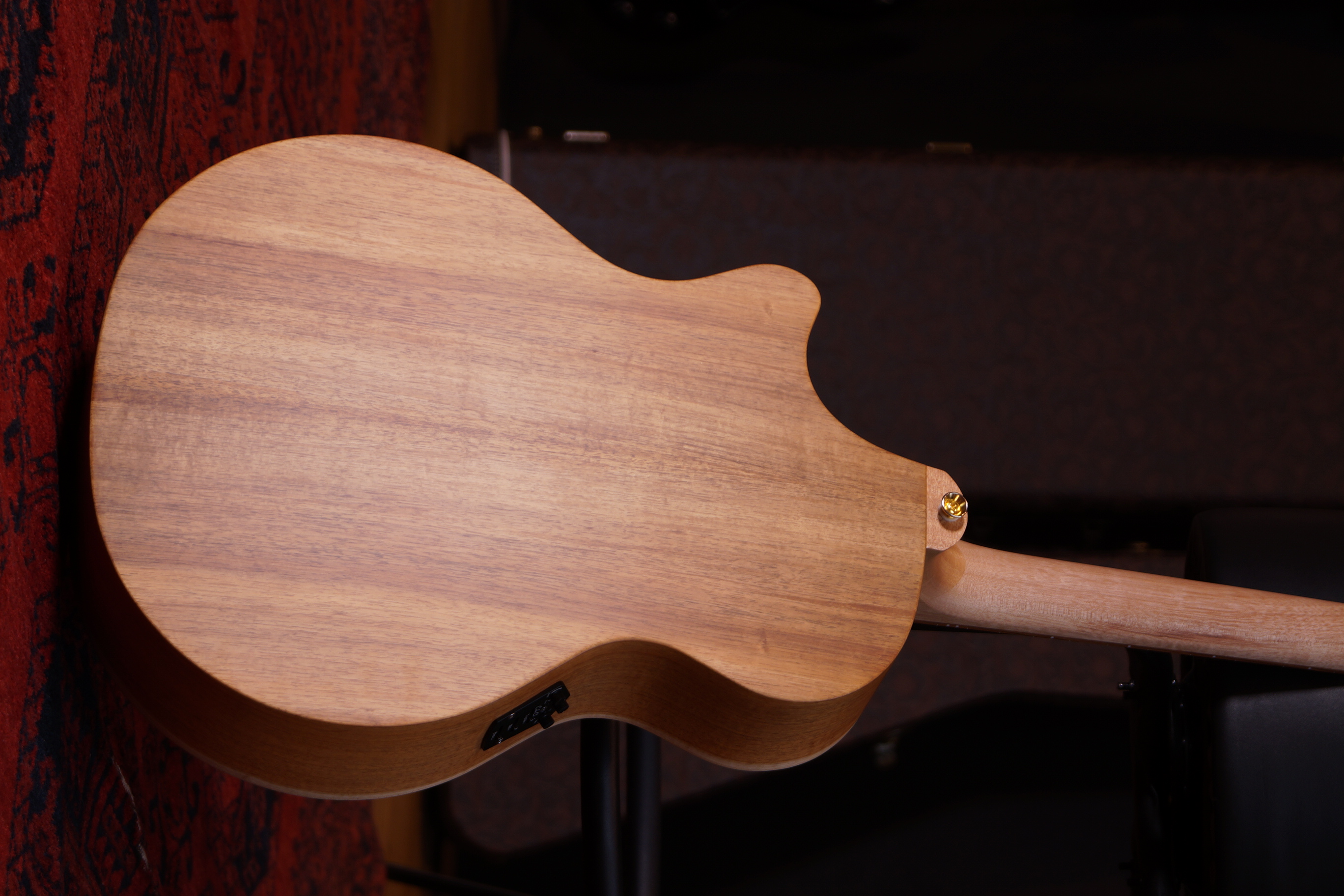 Cole Clark Maneli Jamal Signature Model AN2EC-BB-MJ