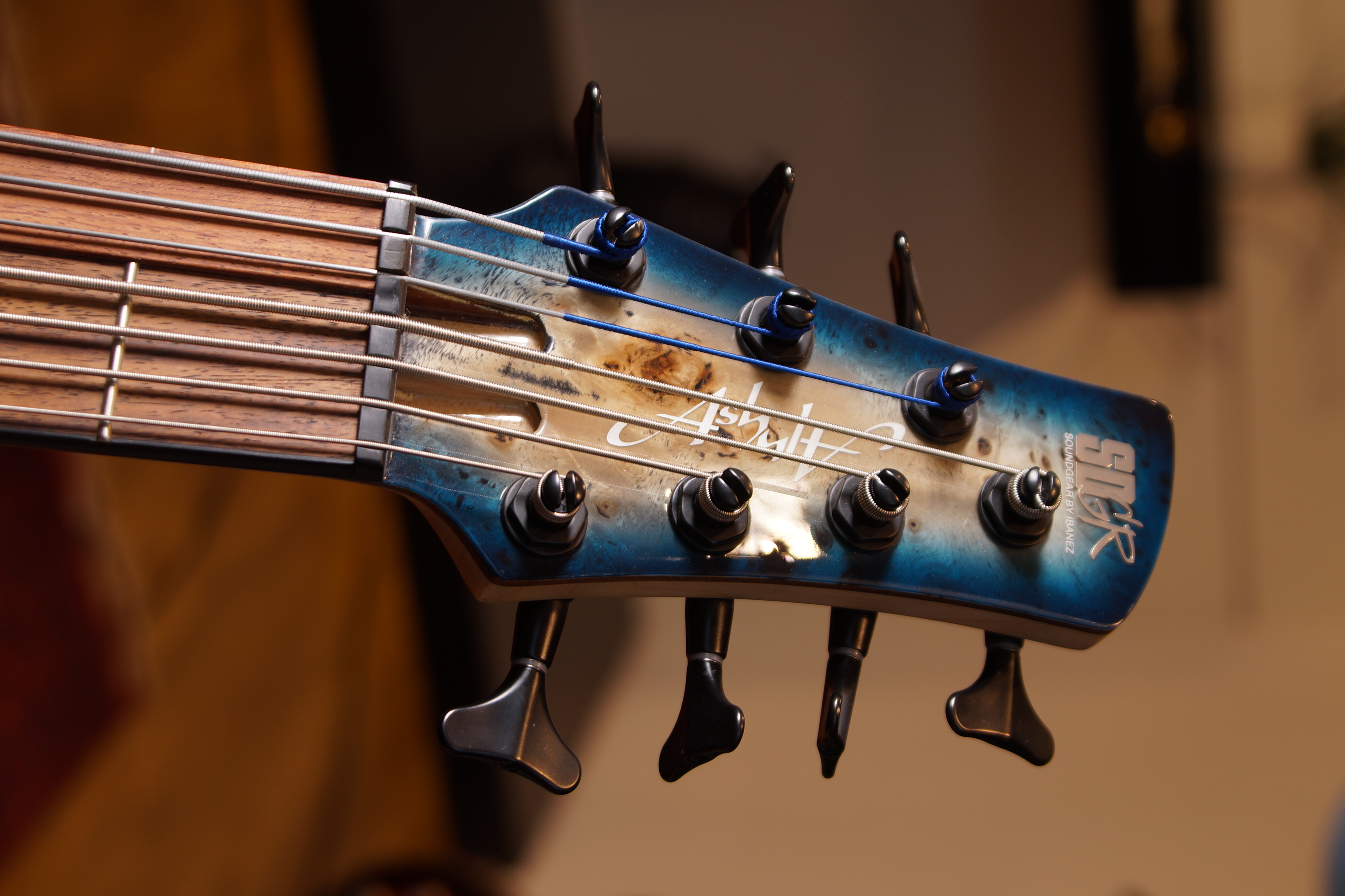 IBANEZ "Ashula" SRAS7-CBS E-Bass 7-String - Cosmic Blue Sunburst + Koffer - B-Stock
