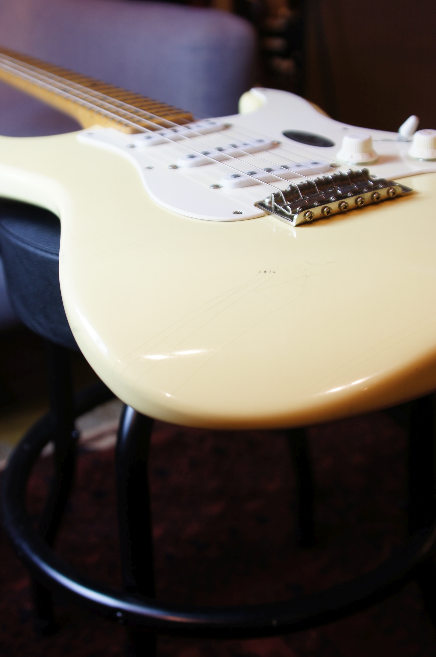 Maybach Stradovari S54 Bleached Banana Aged