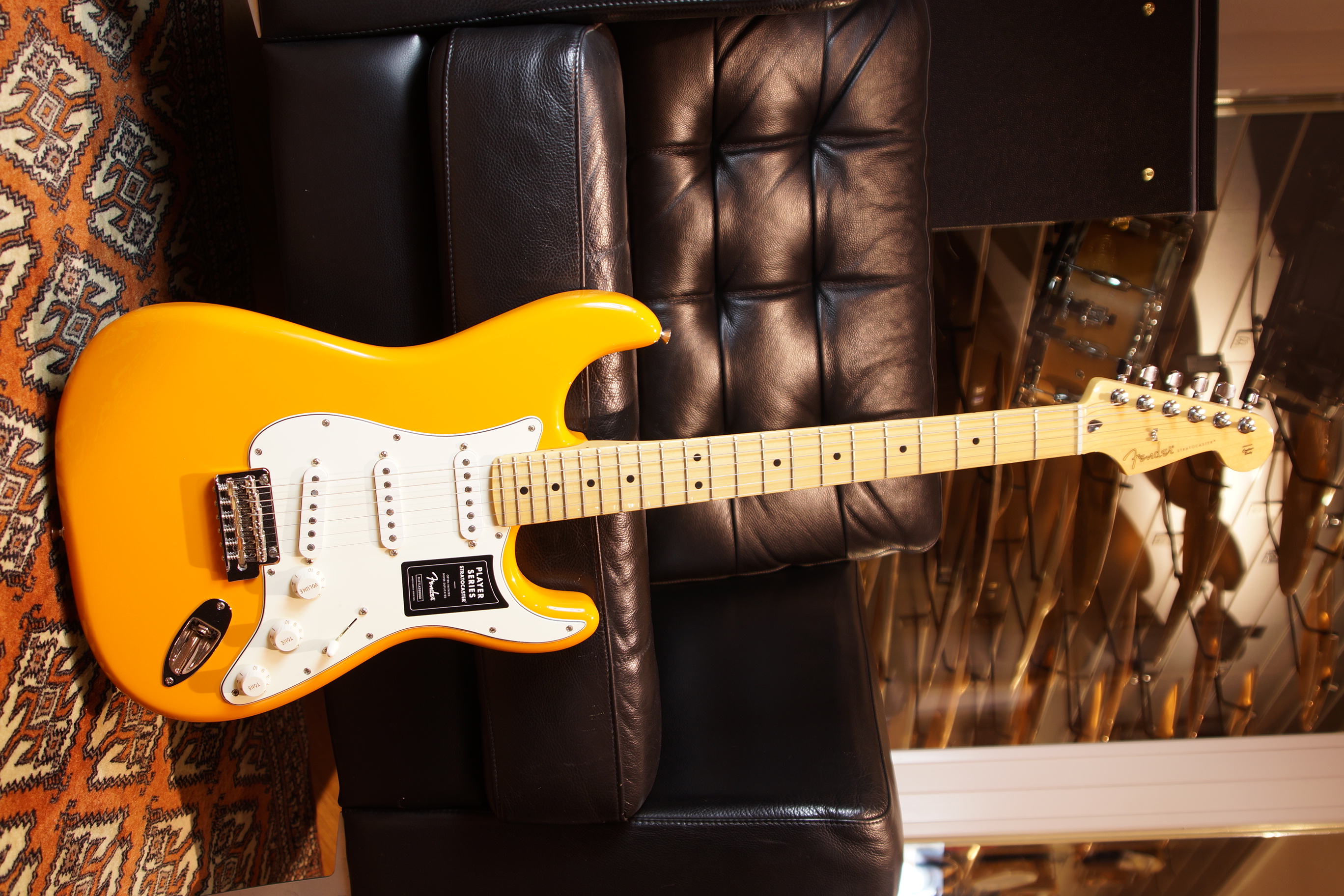 Fender Player Stratocaster Maple Fingerboard Capri Orange - Retoure