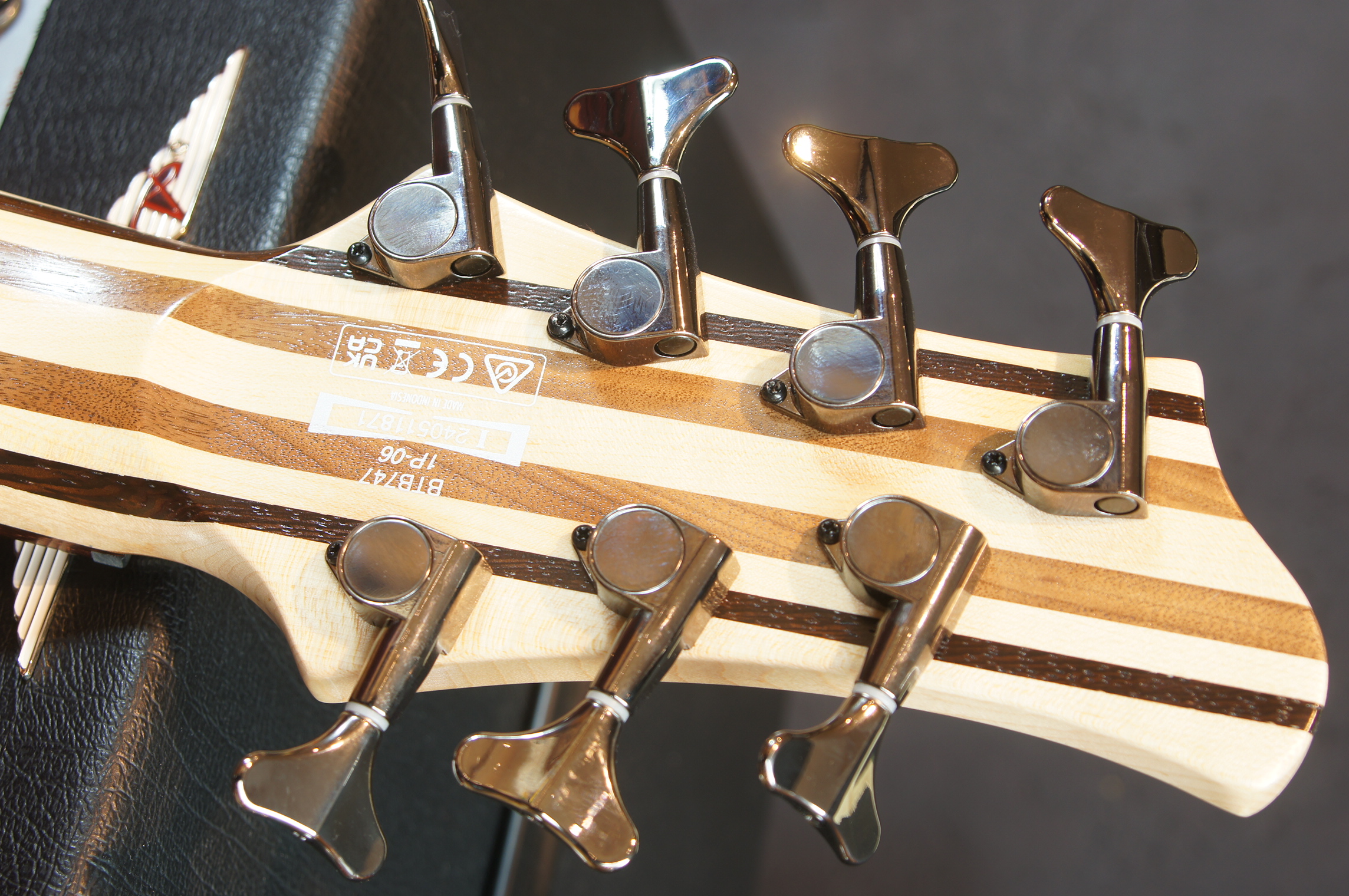 IBANEZ BTB 7-Str Natural Low Gloss - B-Stock