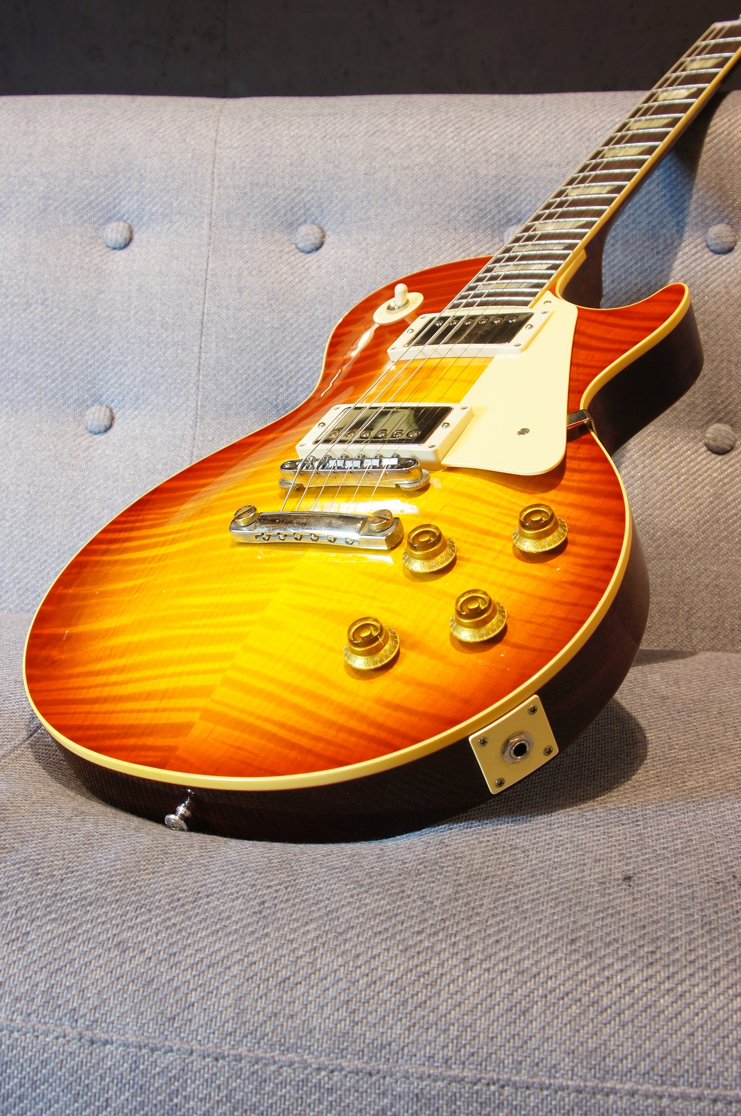 Gibson Custom Shop 1959 Les Paul Standard Reissue VOS Washed Cherry Burst