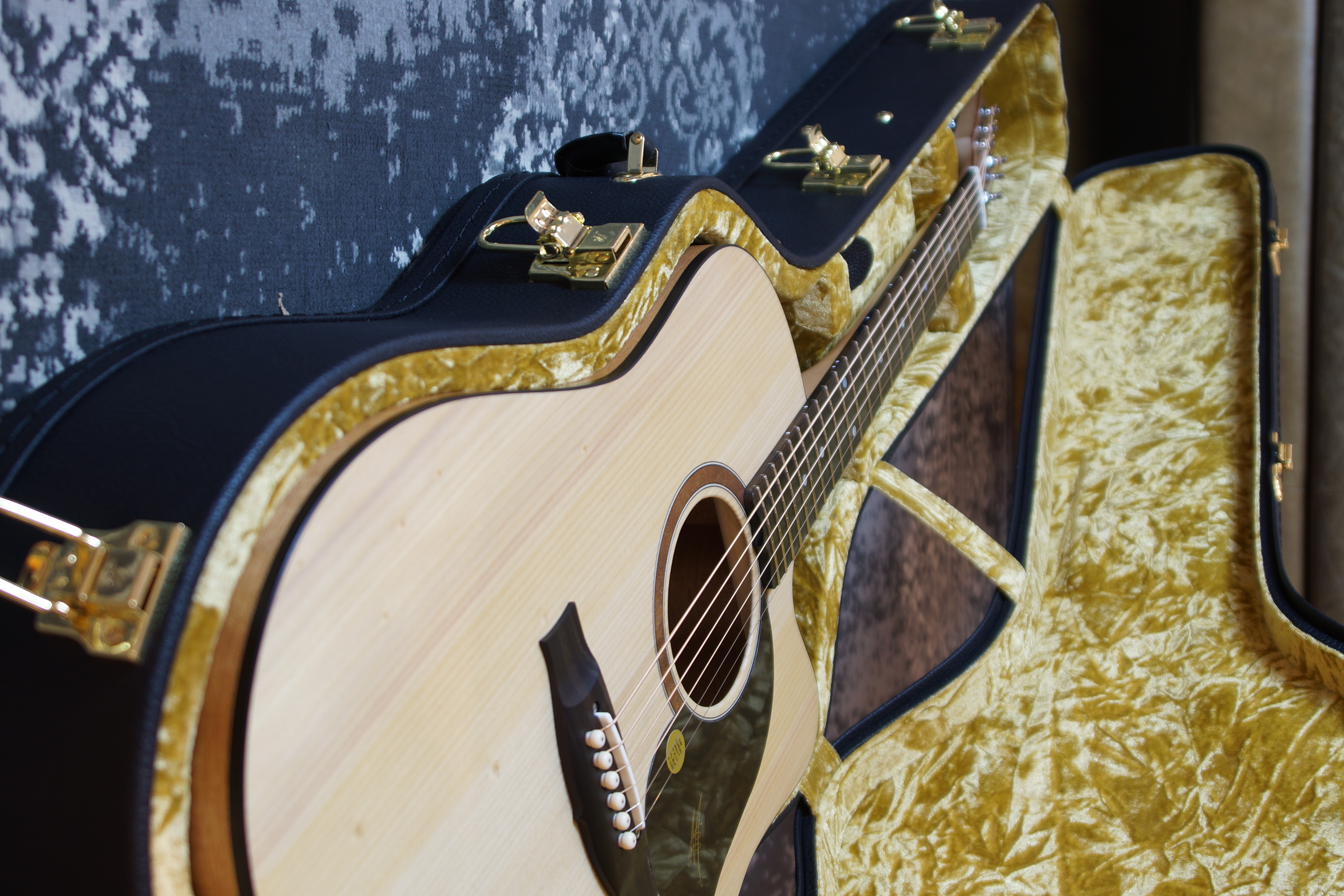 Maton SRS 60 C