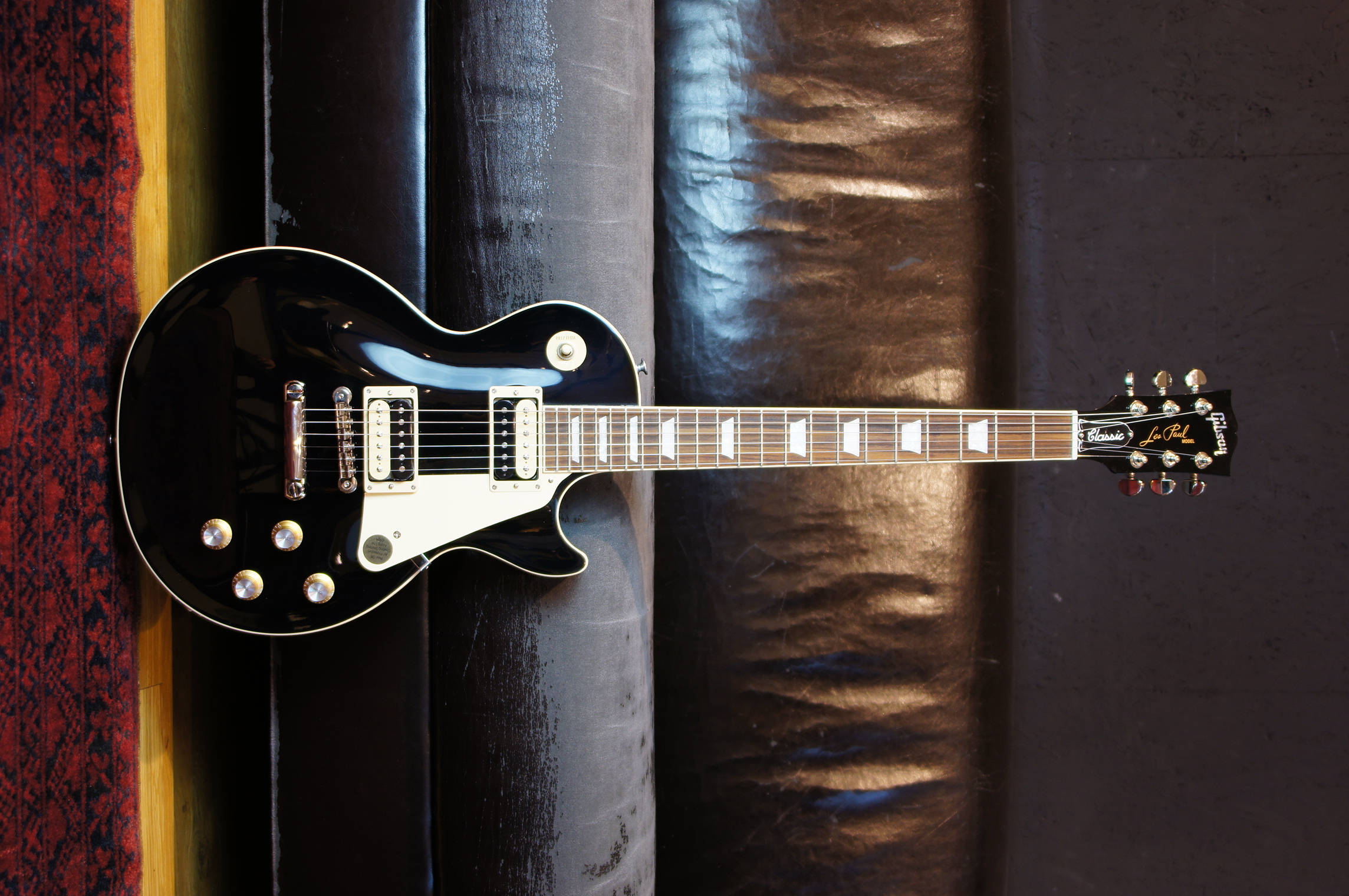 Gibson Les Paul Classic Ebony inklusive Koffer