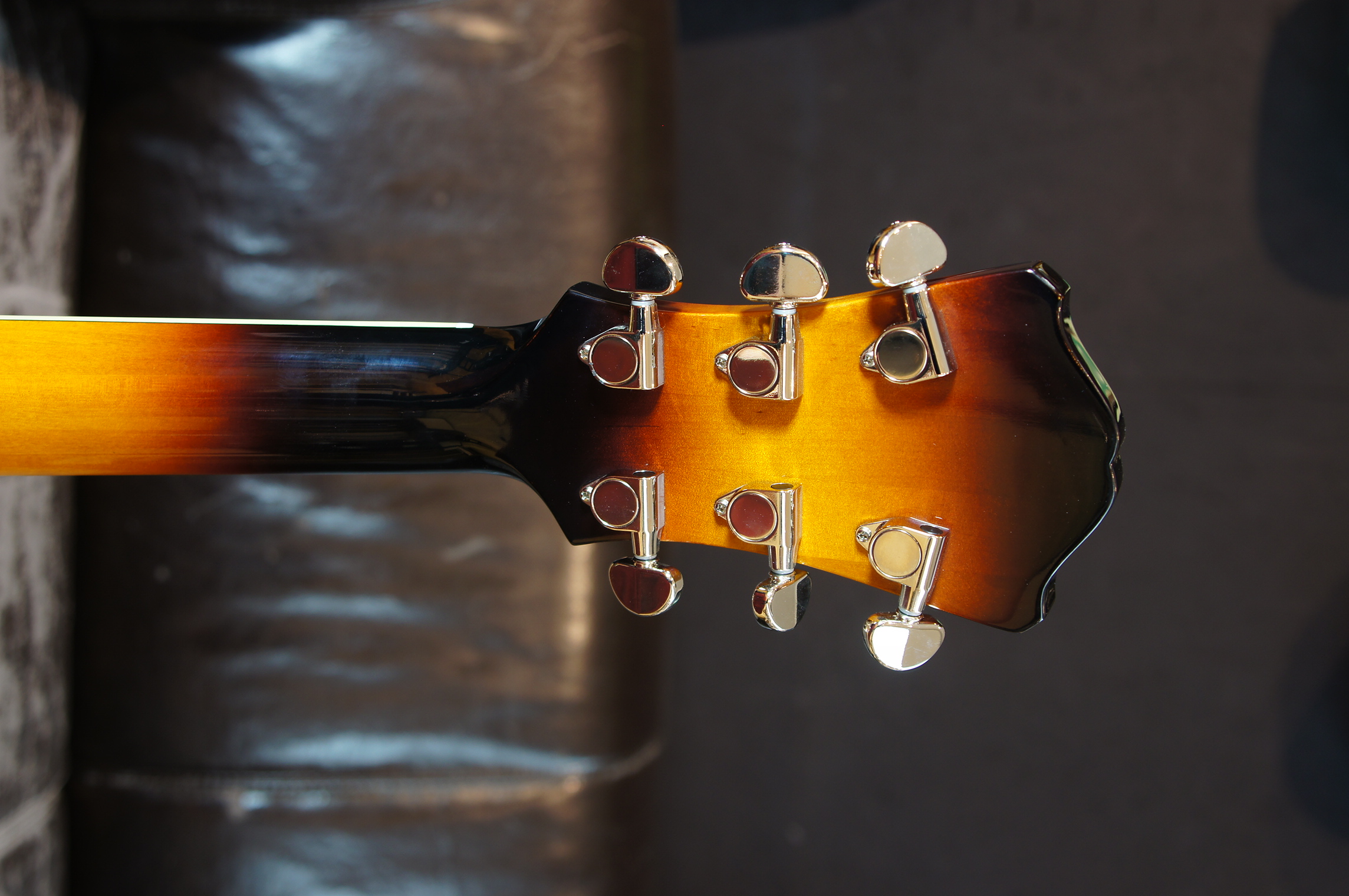 Eastman AR503CE Archtop Sunburst