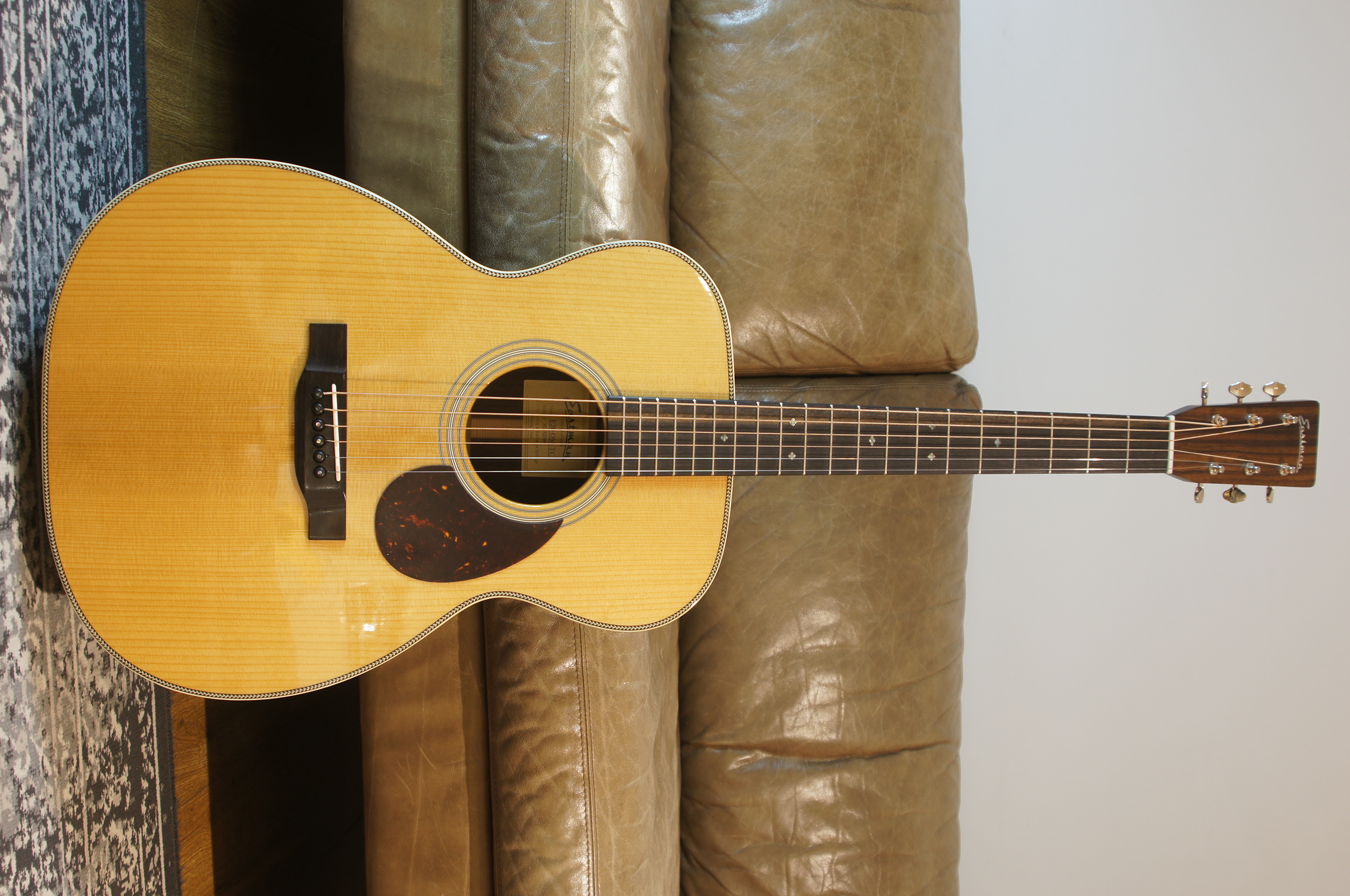 Eastman E20OM-TC Thermo Cure mit Koffer