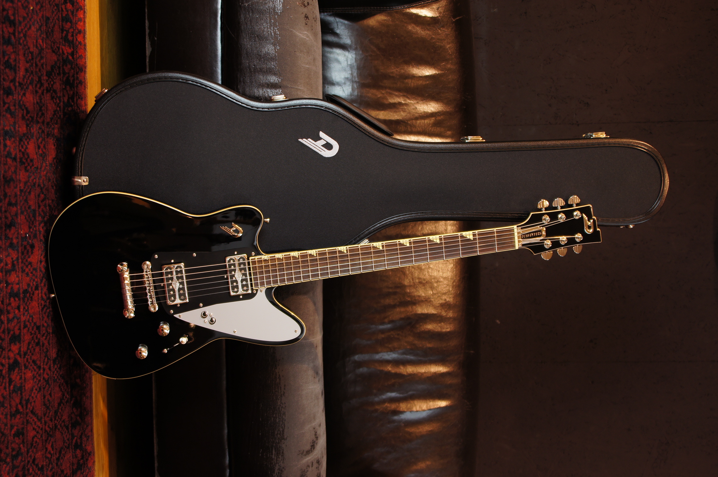 Duesenberg Falken Stop Tailpiece black inklusive Koffer