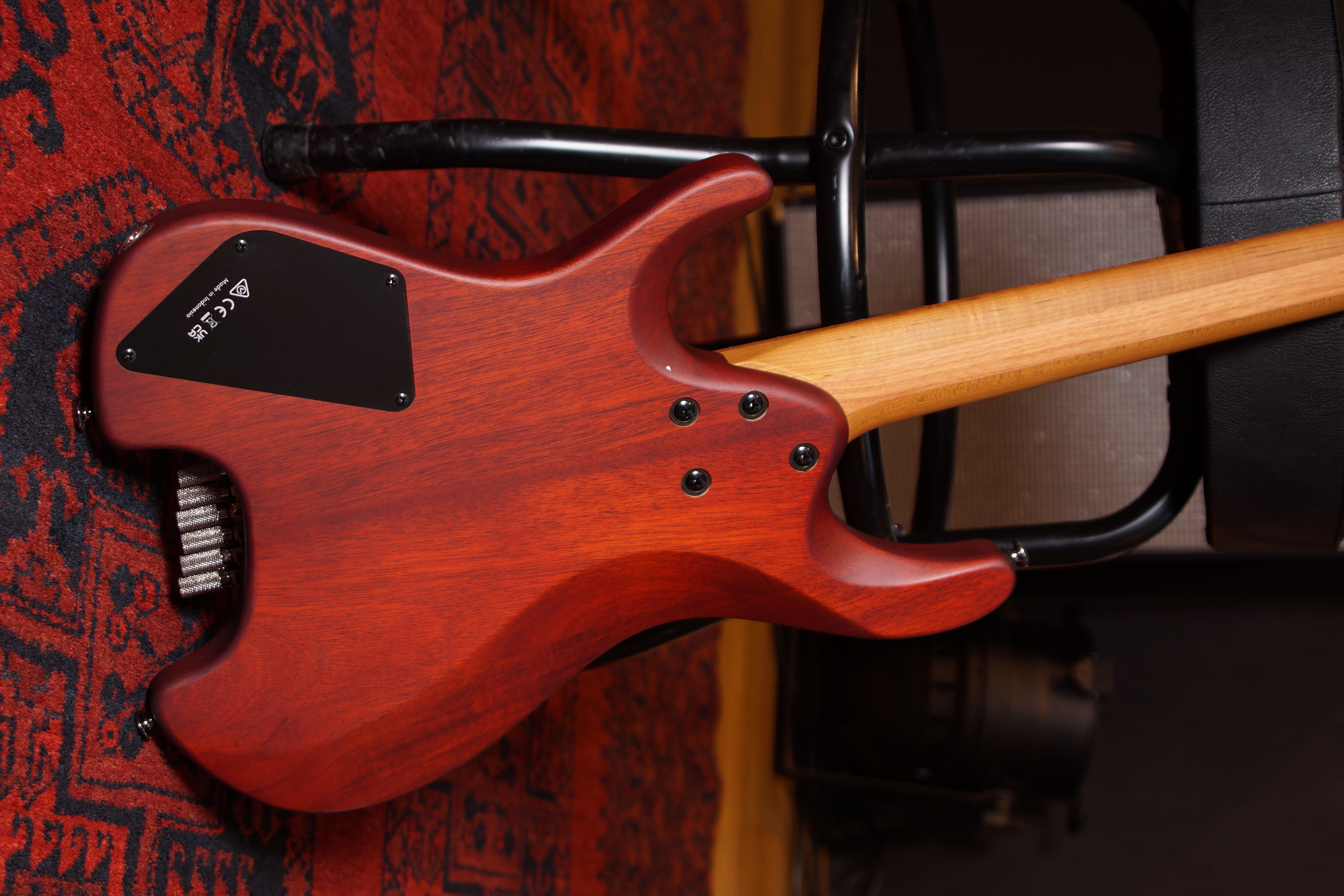 Ibanez QX54QM-BSM Quest Series E-Gitarre 6 String - Blue Sphere Burst Matte + Gigbag - B-Stock