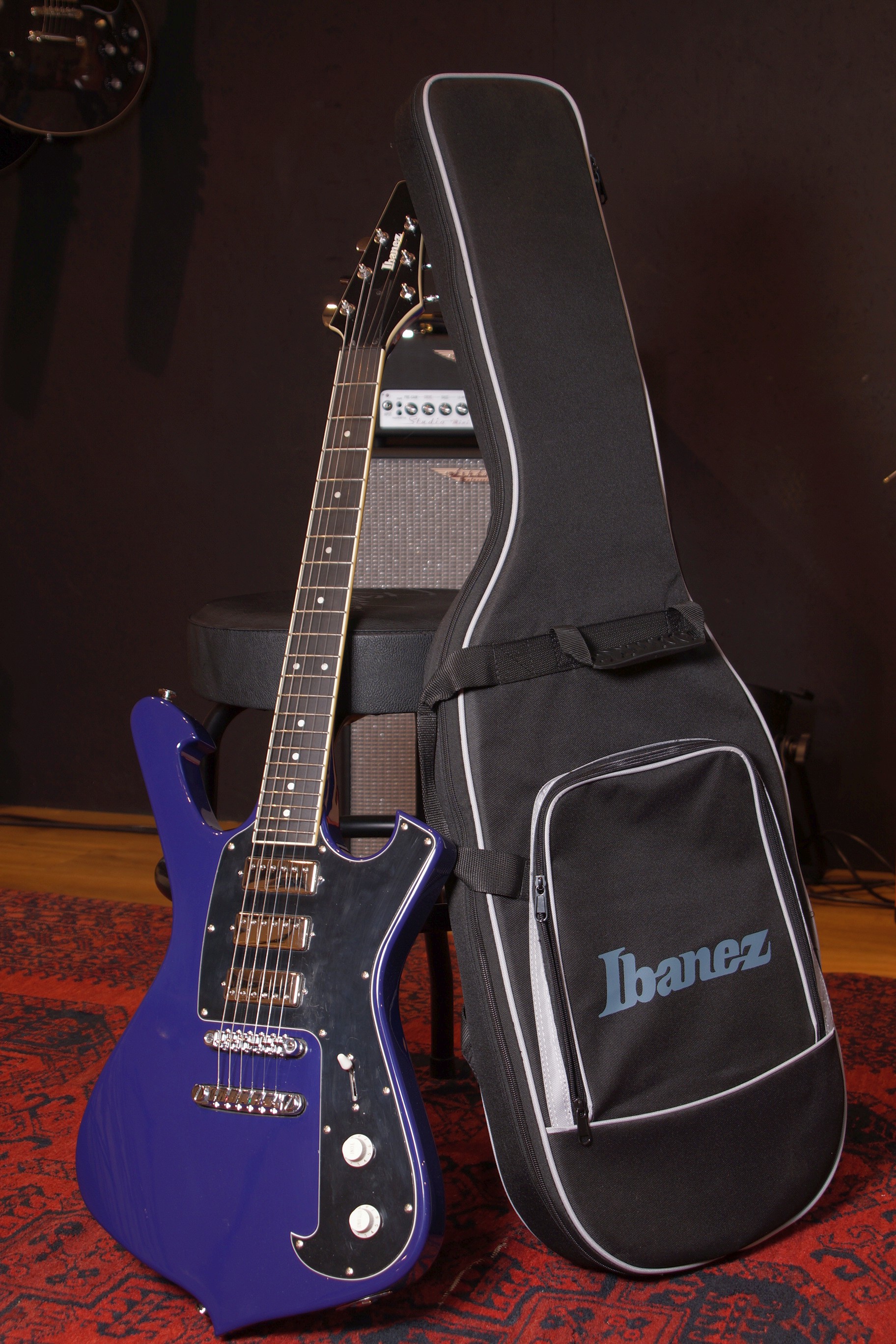 Ibanez FRM300-PR Fireman Paul Gilbert Signature Purlple - B-Stock
