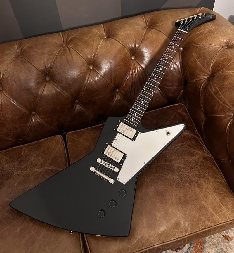 Maybach X-Wing '76 M Black Velvet