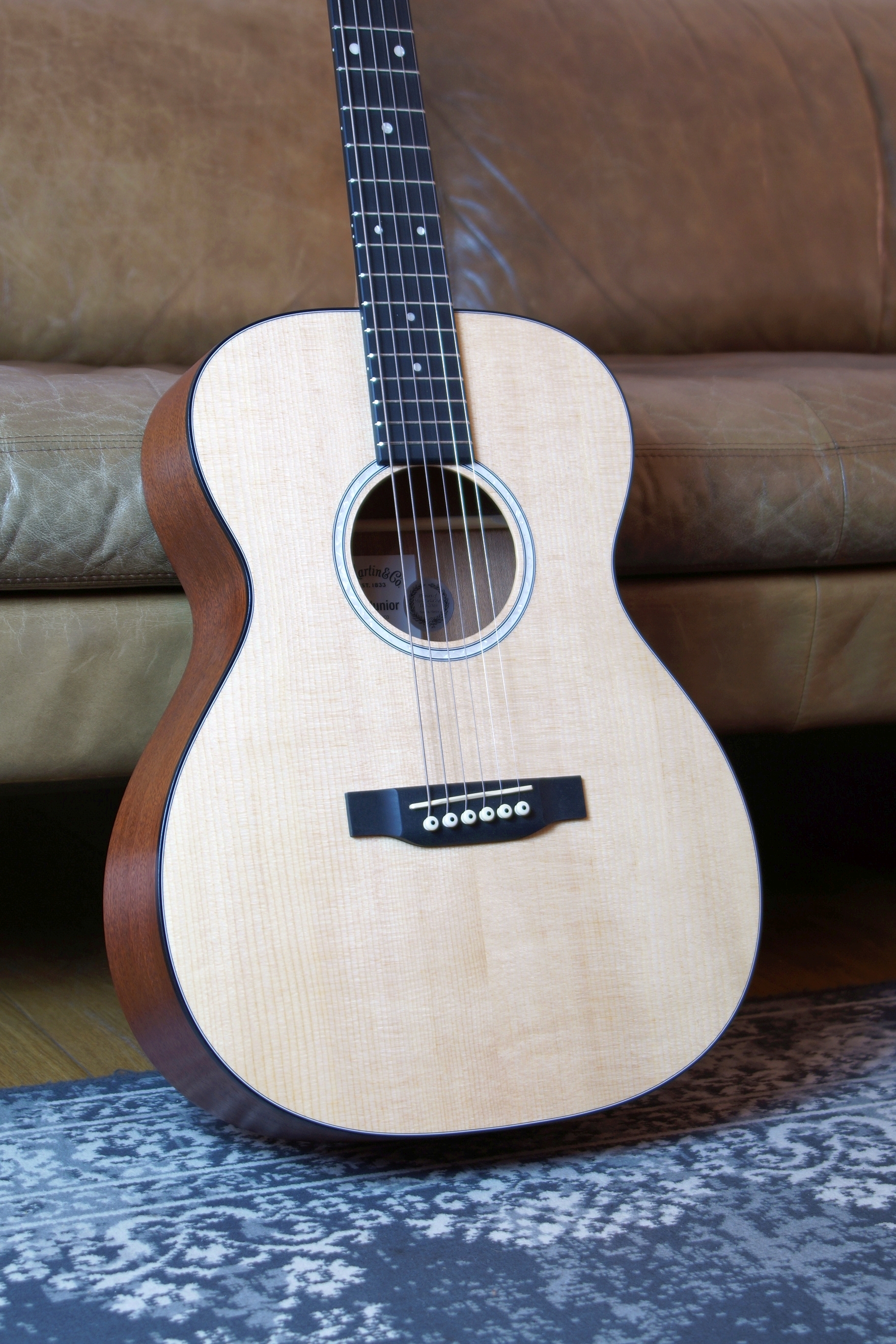 Martin 000Jr-10 mit Gigbag