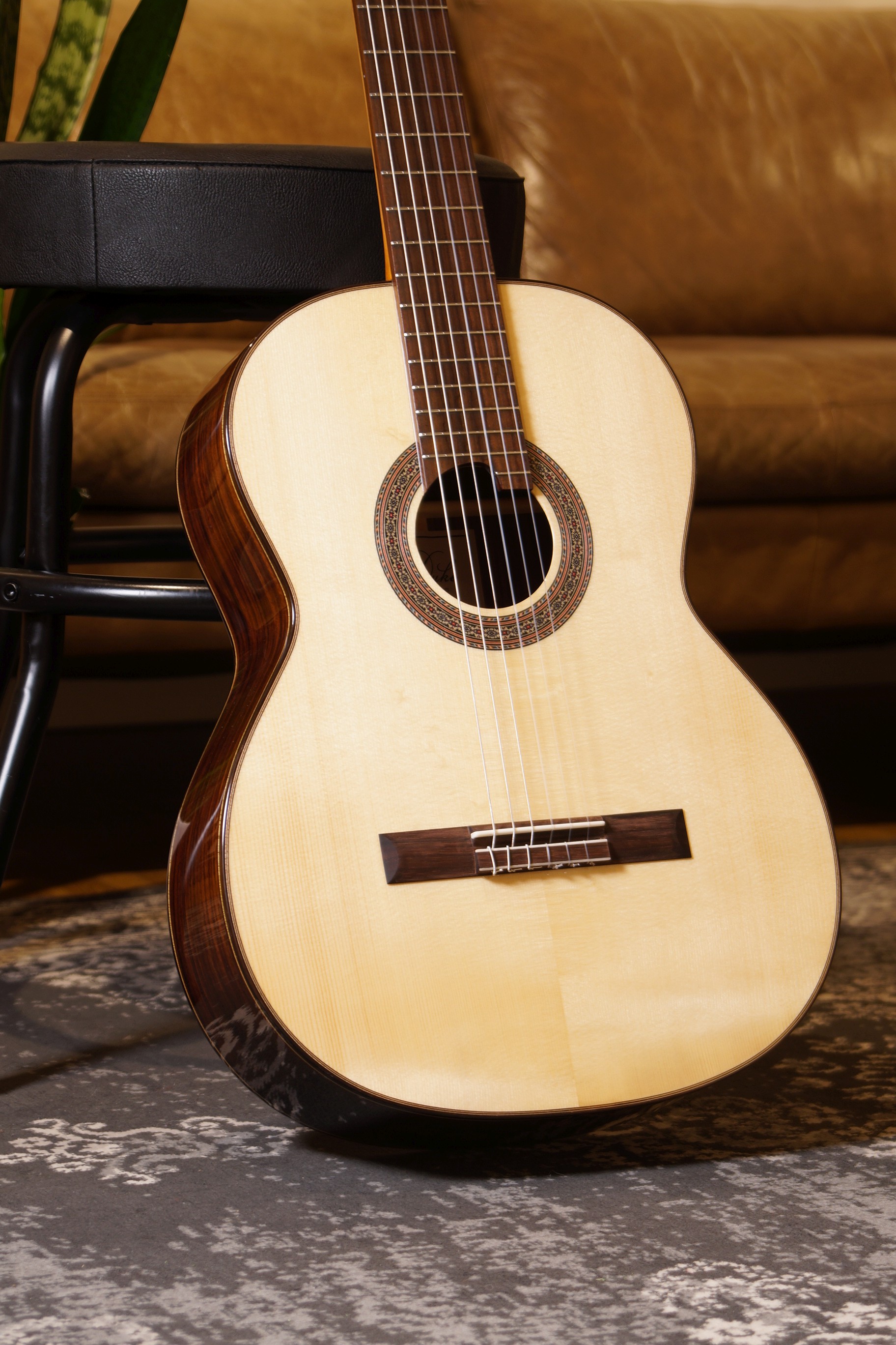 Duke Konzertgitarre Student F