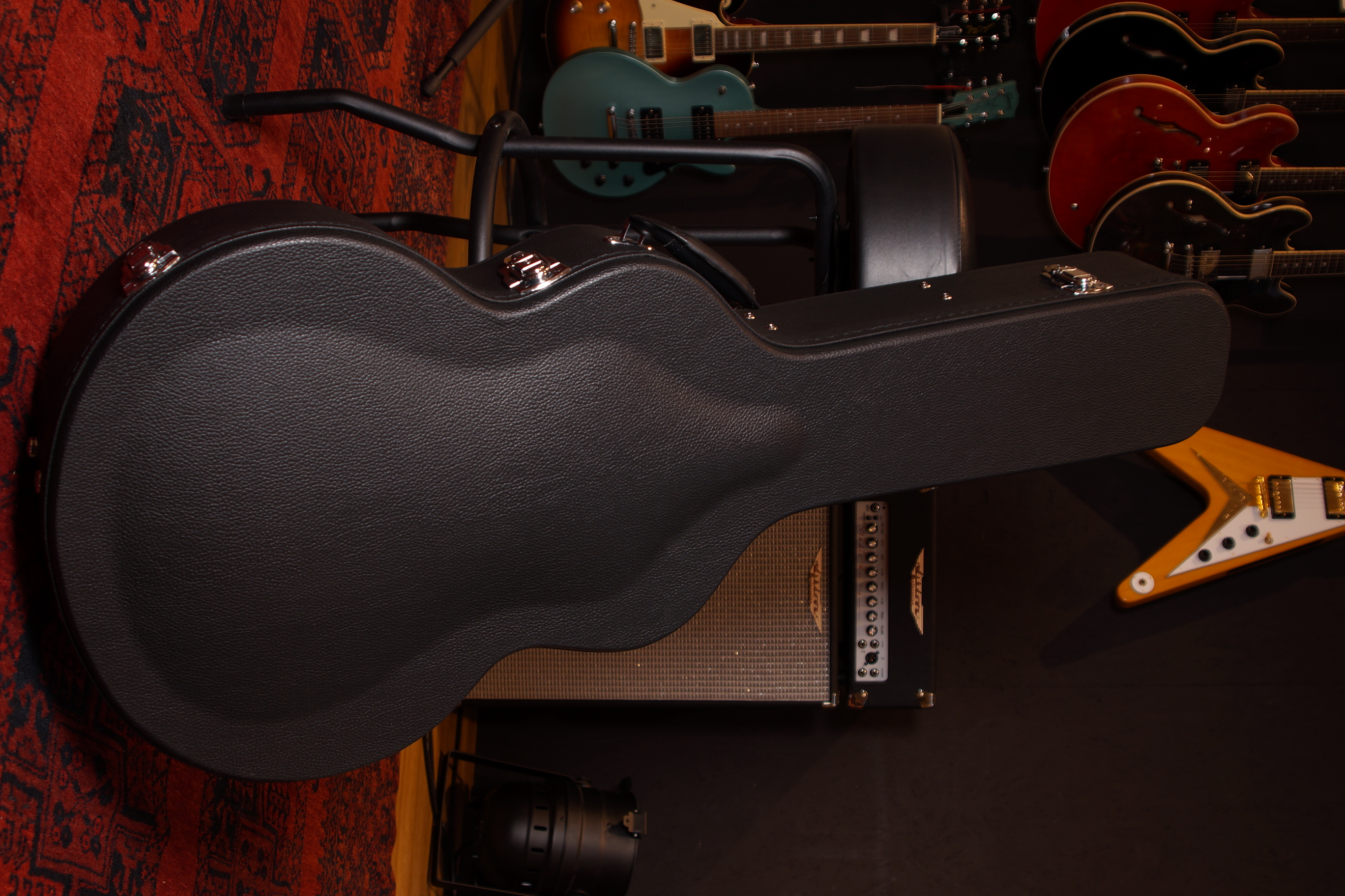 Eastman AR580CE-HB Archtop Honeyburst