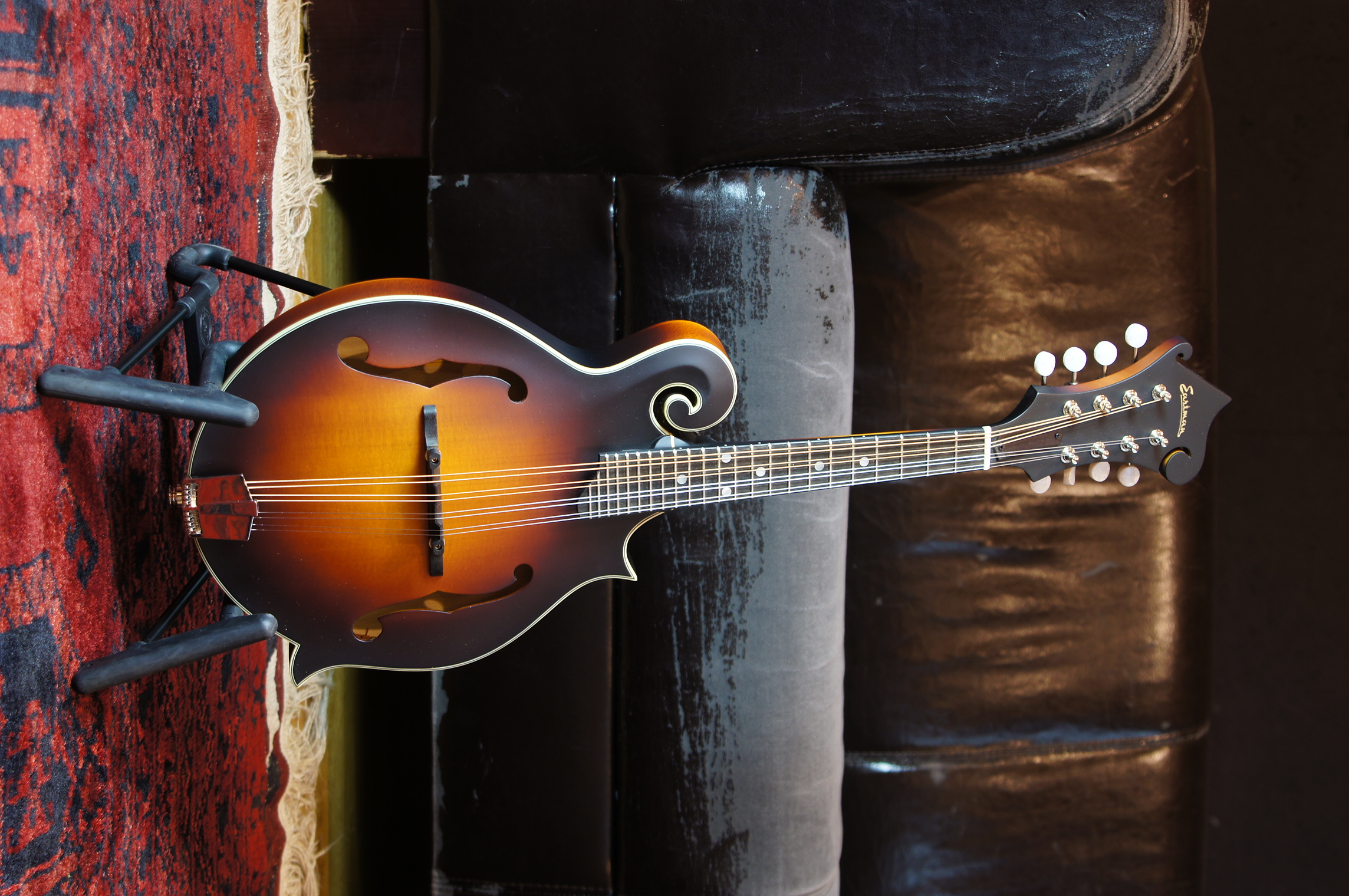 Eastman MD315E-SB F-Style Mandoline mit Tonabnehmer