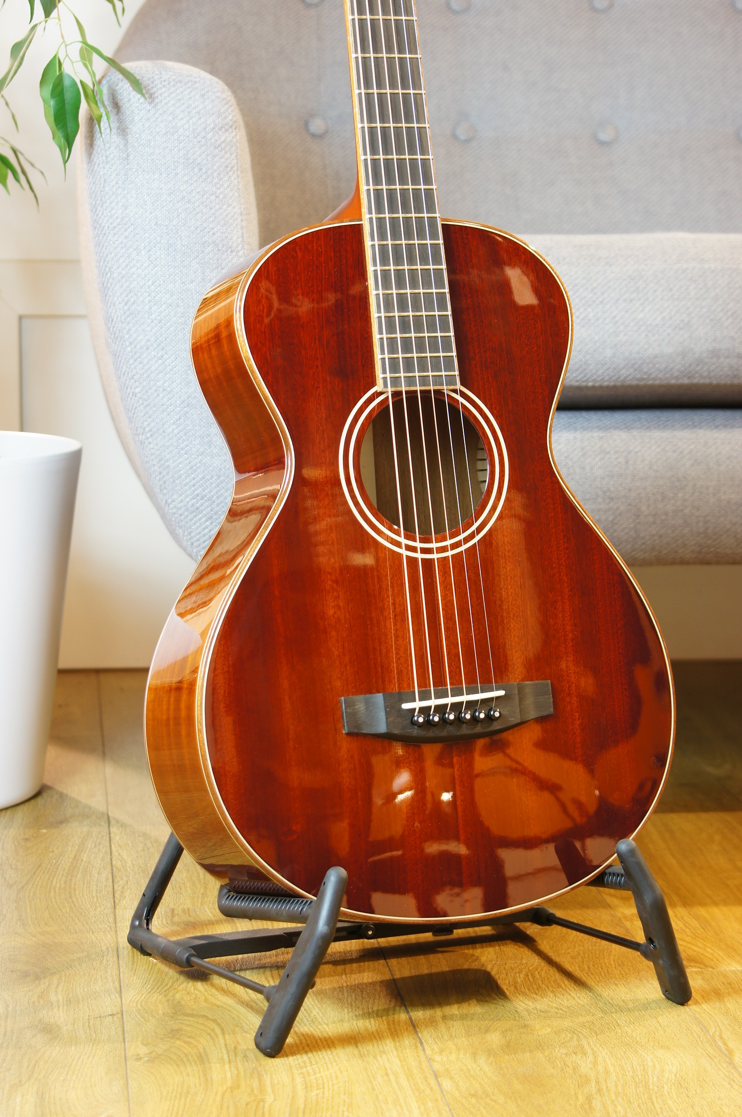 Lakewood C-14 Custom Mahagony