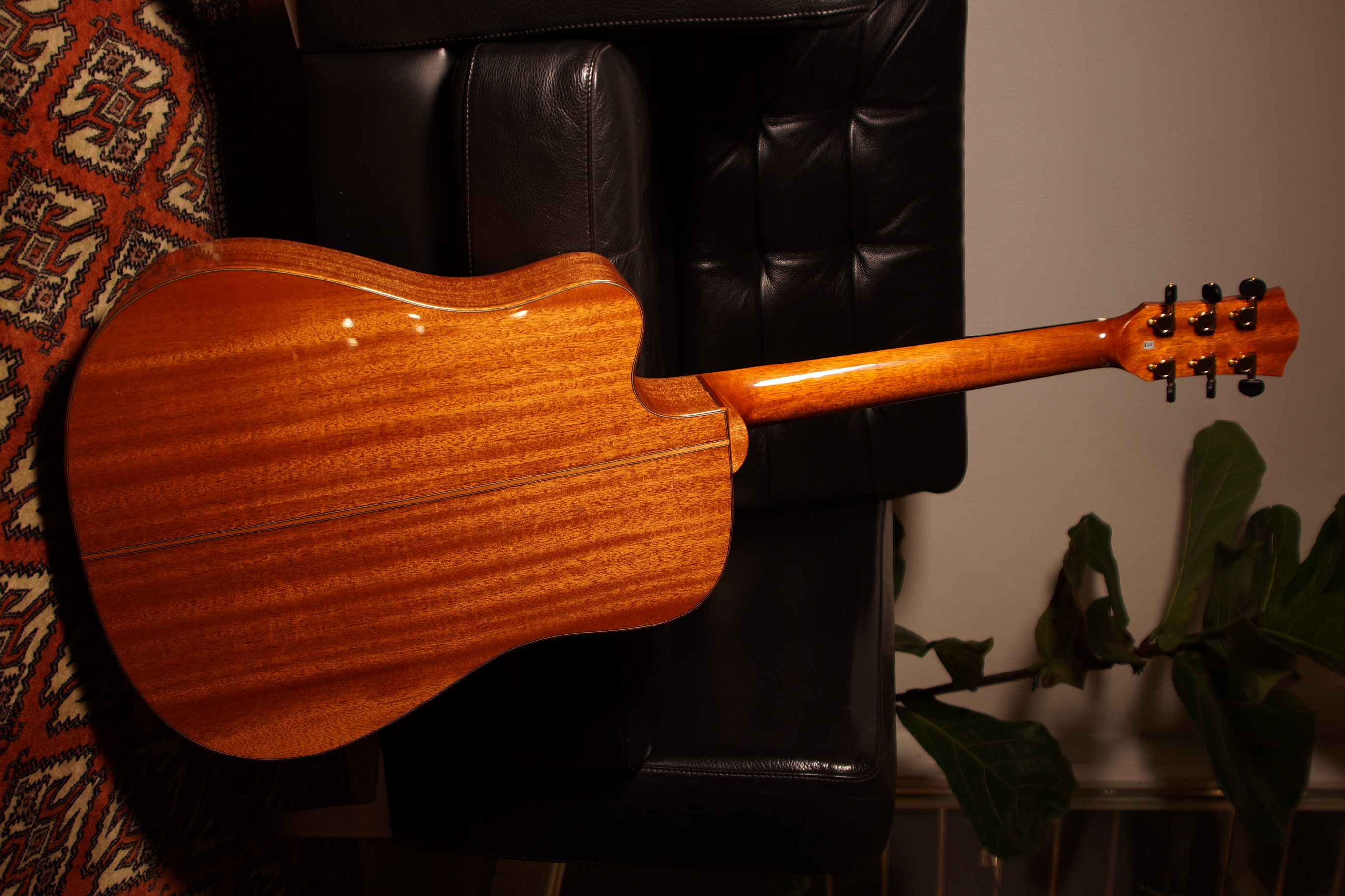 Duke Dreadnought D-MC-Cut-Solid-Air