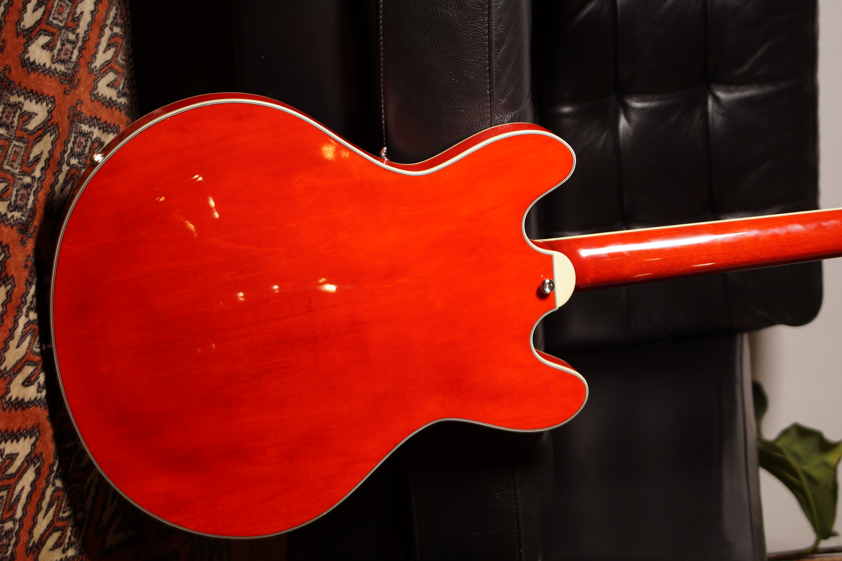 Eastman T386-RD Red