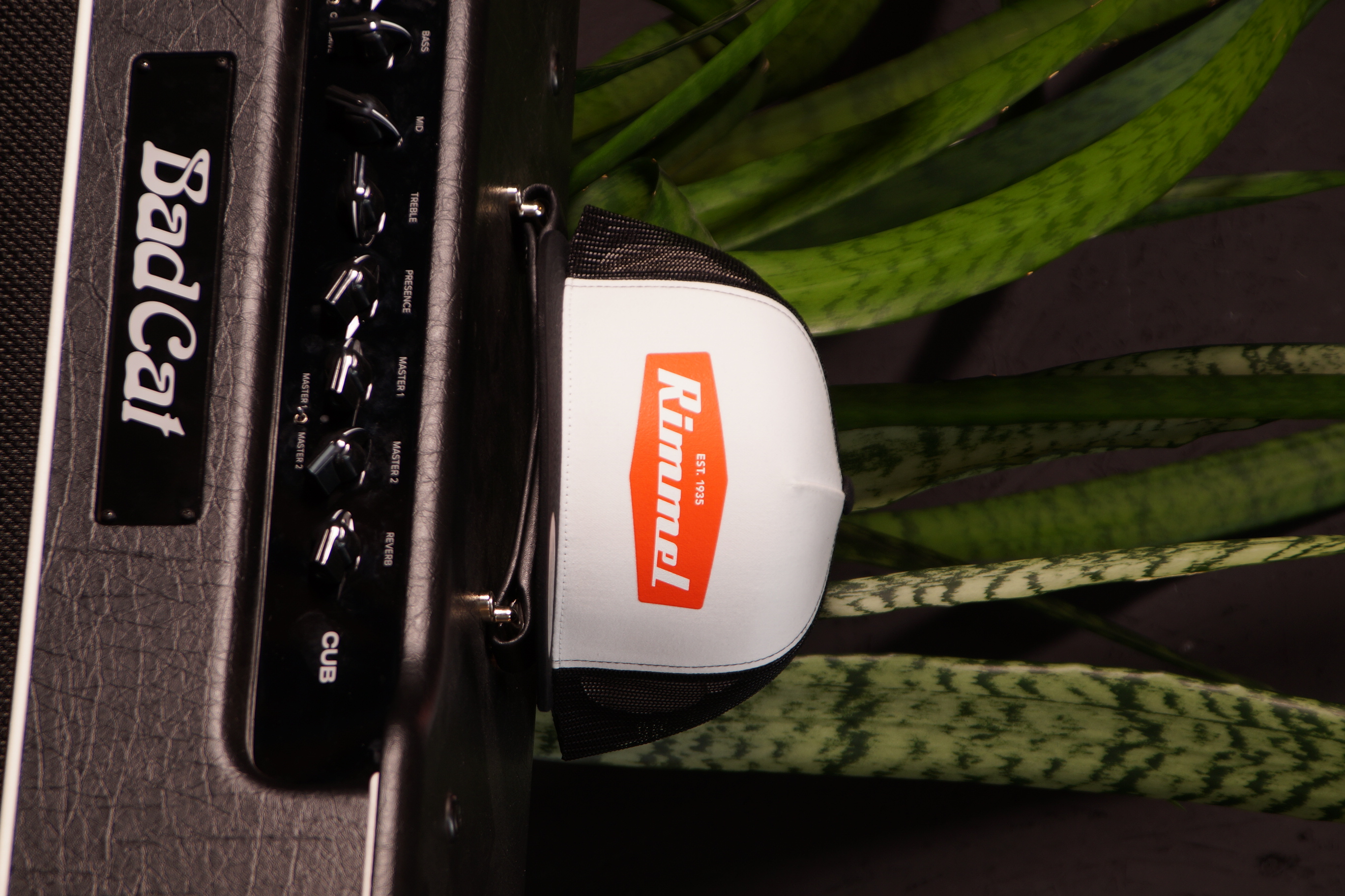 Rimmel - Truckercap 5-Panel Logo Print Black/White