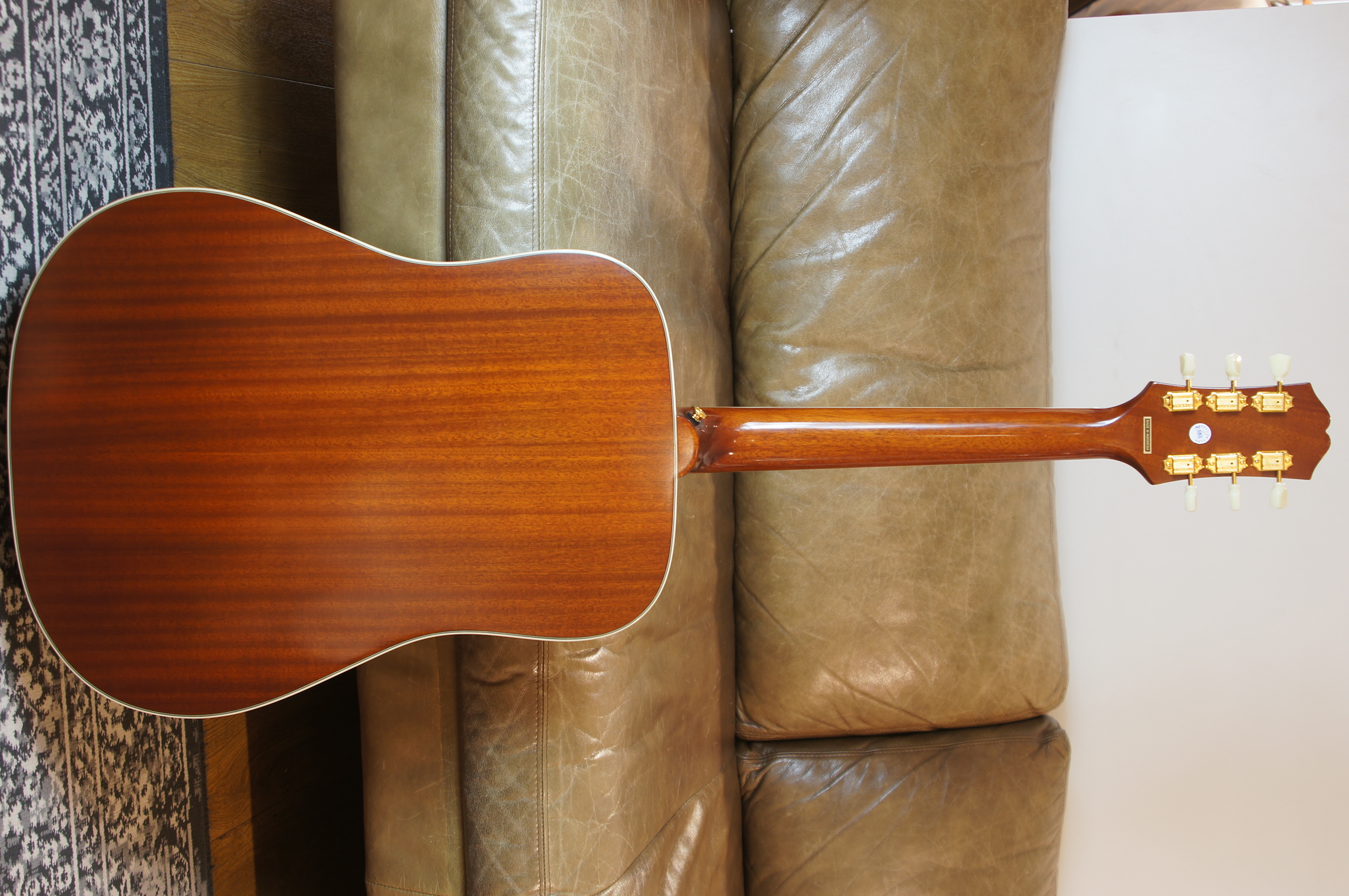 Epiphone Hummingbird Aged Cherry Sunburst Gloss