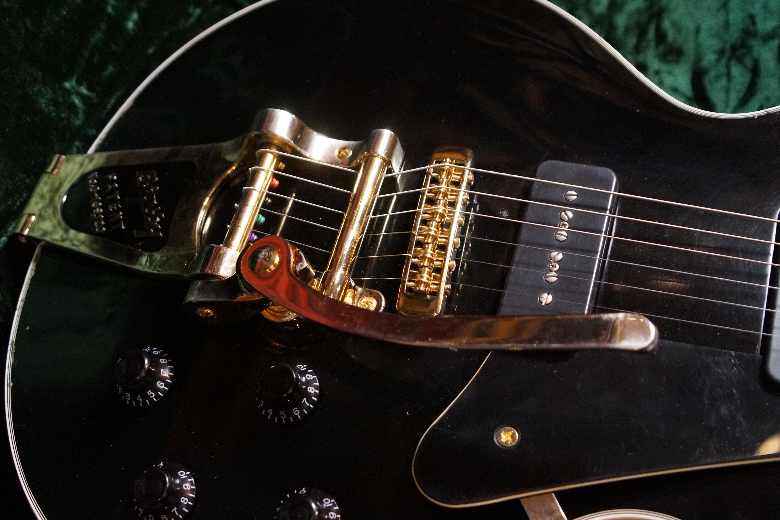 Maybach Lester Black Velvet '54 Custom P90 Bigsby B7 Aged